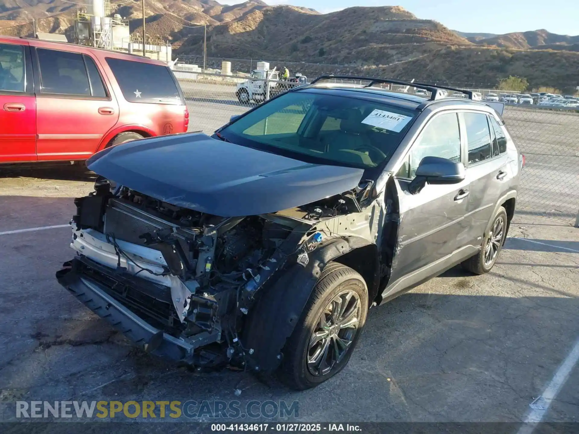 2 fotografías del automóvil dañado JTMB6RFVXND053688 TOYOTA RAV4 HYBRID 2022