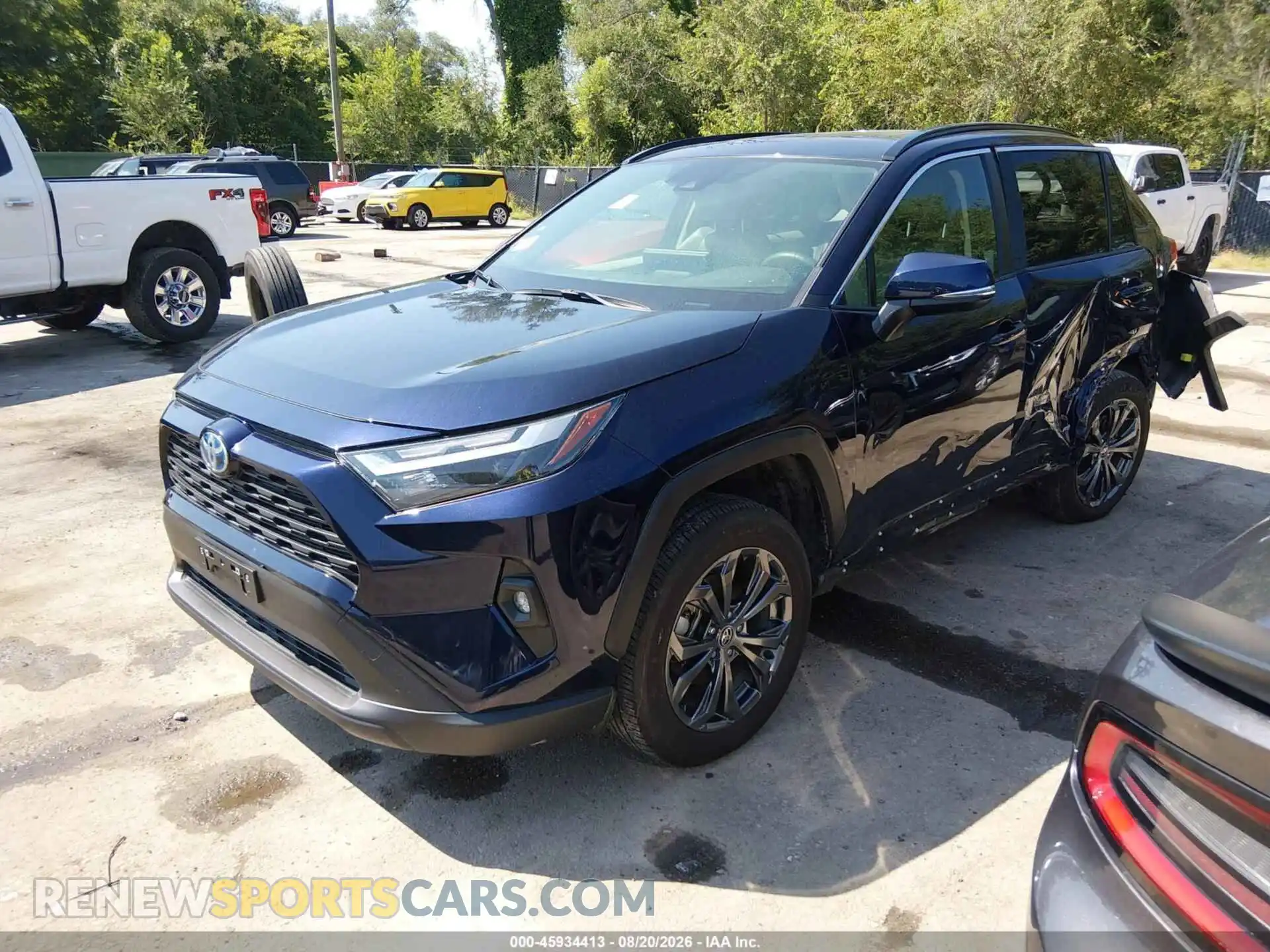 2 Фотография поврежденного автомобиля JTMB6RFV1PD111447 TOYOTA RAV4 HYBRID 2023