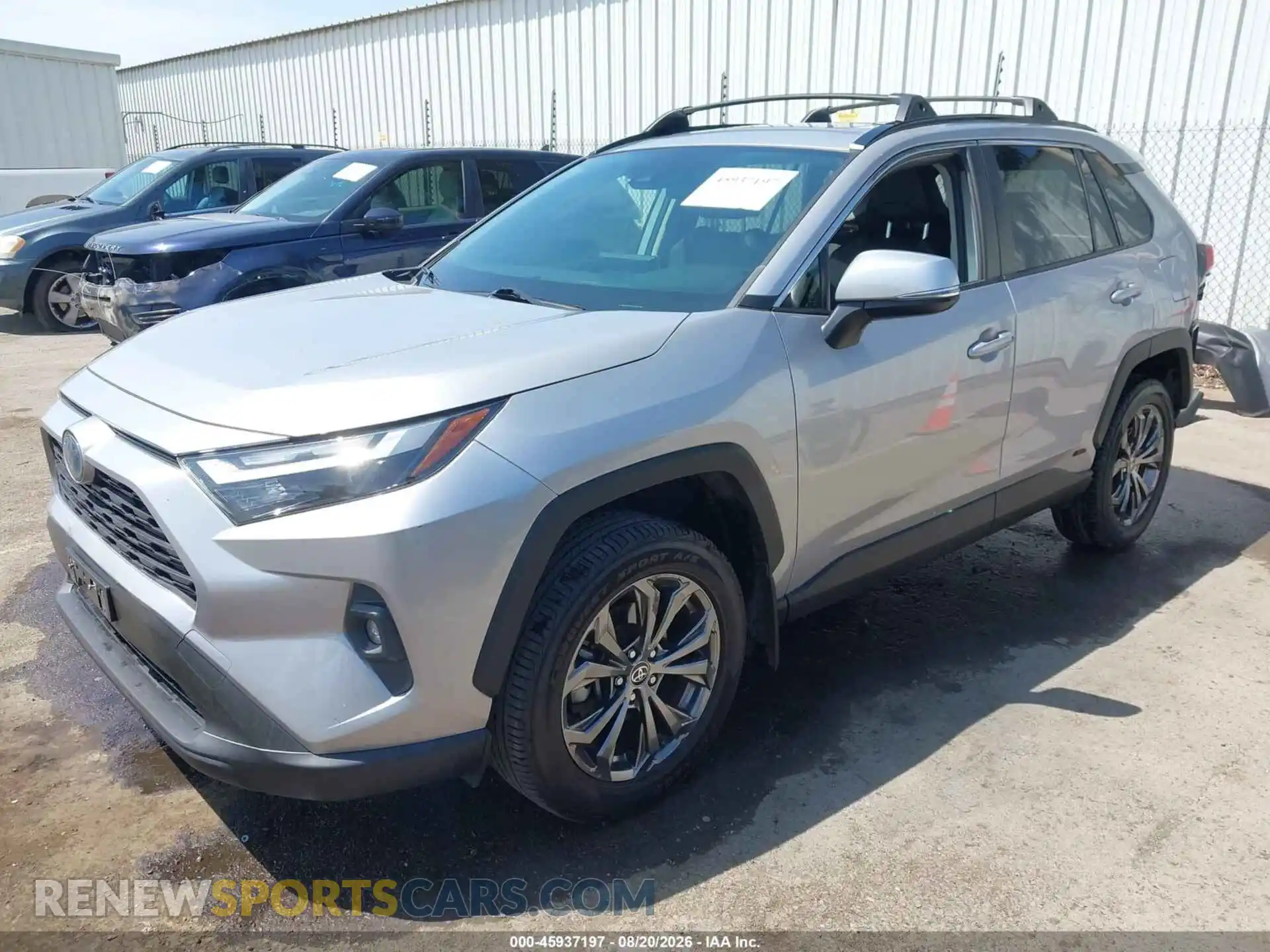 2 Фотография поврежденного автомобиля JTMB6RFV2PD089829 TOYOTA RAV4 HYBRID 2023