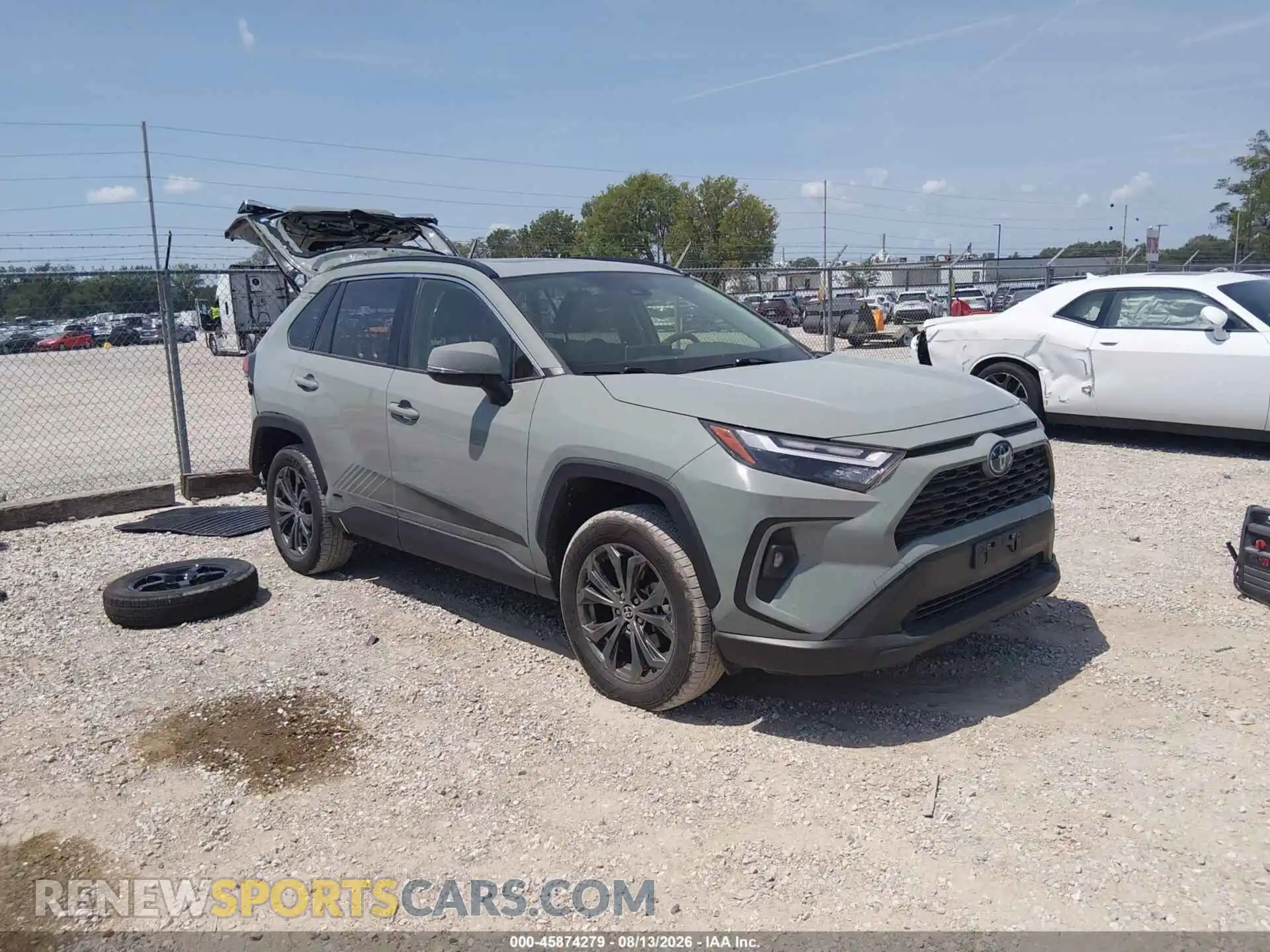 1 Фотография поврежденного автомобиля JTMB6RFV7PD095304 TOYOTA RAV4 HYBRID 2023