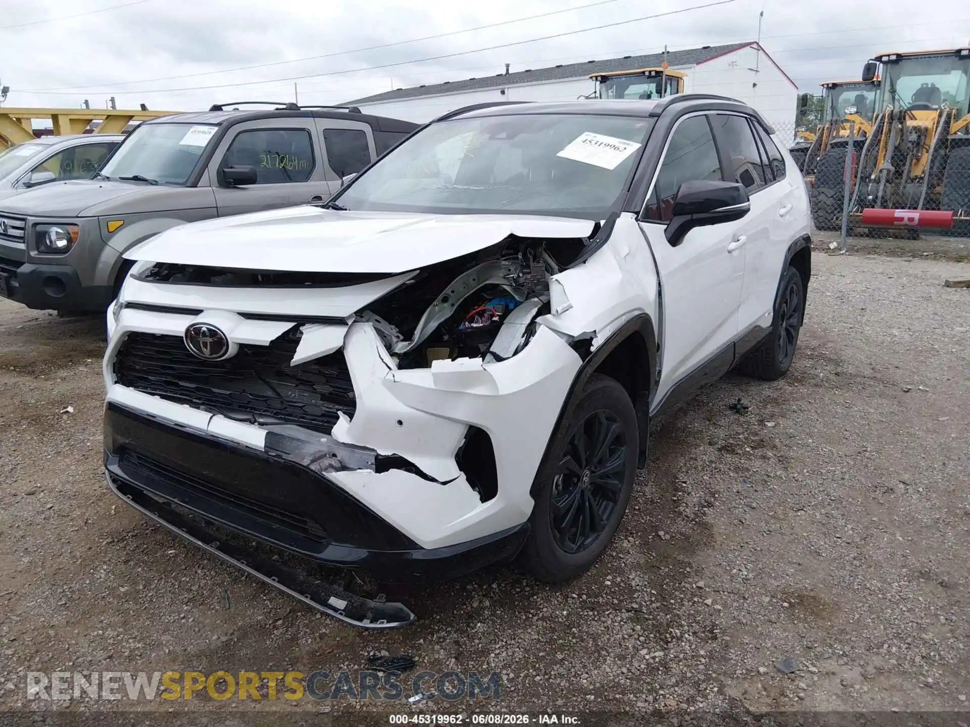 2 Photograph of a damaged car 2T3E6RFV6SW088577 TOYOTA RAV4 HYBRID 2025