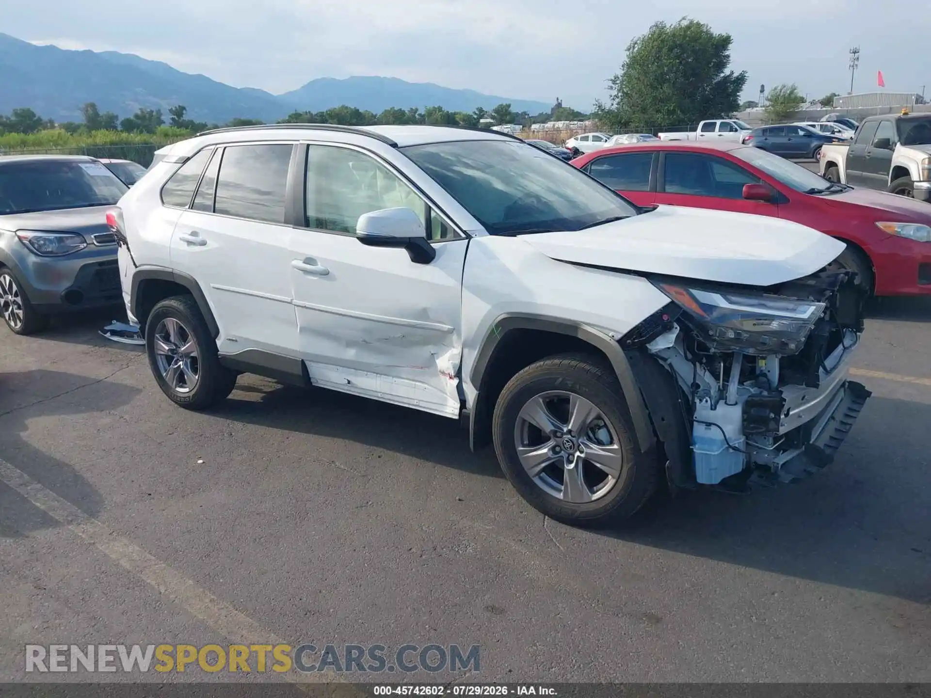 1 fotografías del automóvil dañado JTMRWRFV7SD606386 TOYOTA RAV4 HYBRID 2025
