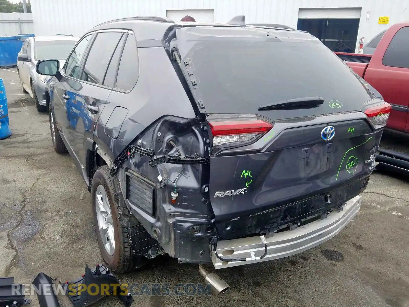 3 Photograph of a damaged car 2T3LWRFV2KW007601 TOYOTA RAV4 LE 2019