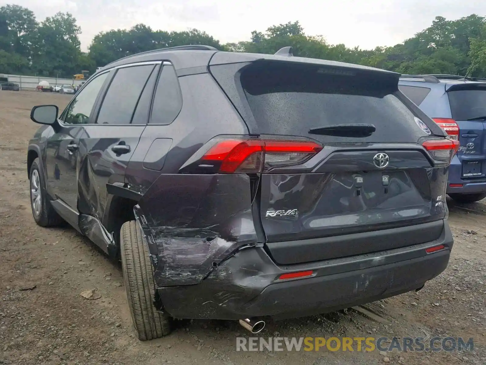 3 Photograph of a damaged car JTMF1RFV5KD504666 TOYOTA RAV4 LE 2019