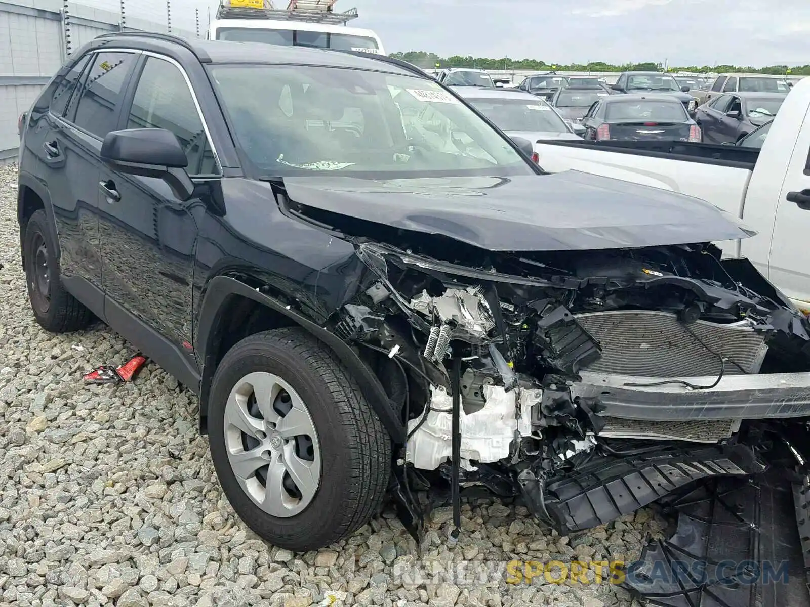 1 Photograph of a damaged car JTMF1RFV7KD502157 TOYOTA RAV4 LE 2019