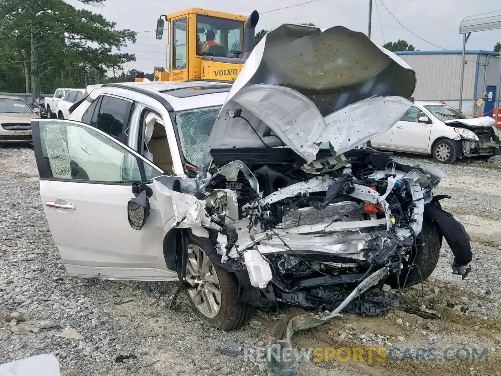 1 Photograph of a damaged car 2T3N1RFV7KW001641 TOYOTA RAV4 LIMIT 2019