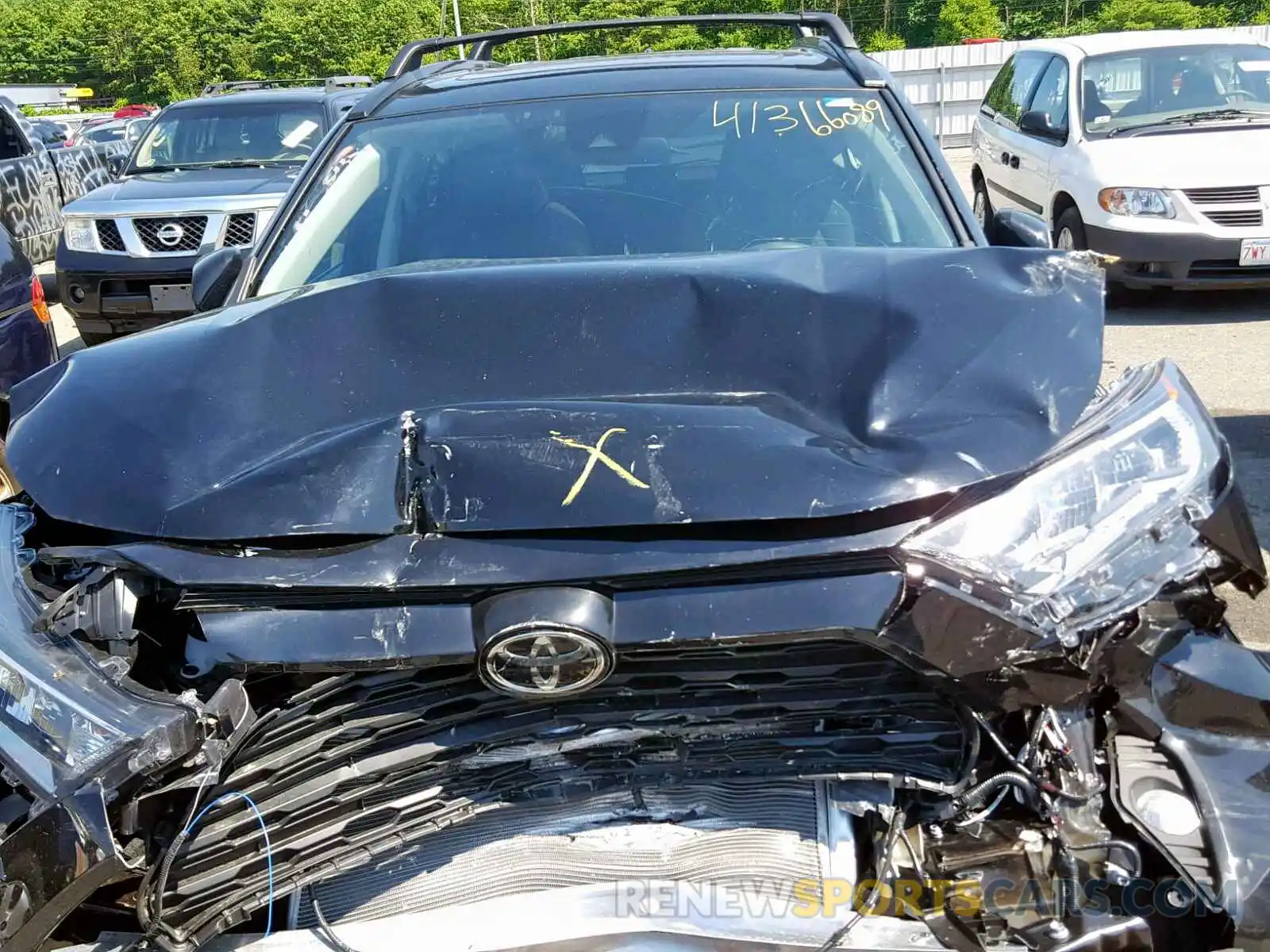 7 Photograph of a damaged car 2T3P1RFV3KW010006 TOYOTA RAV4 XLE 2019