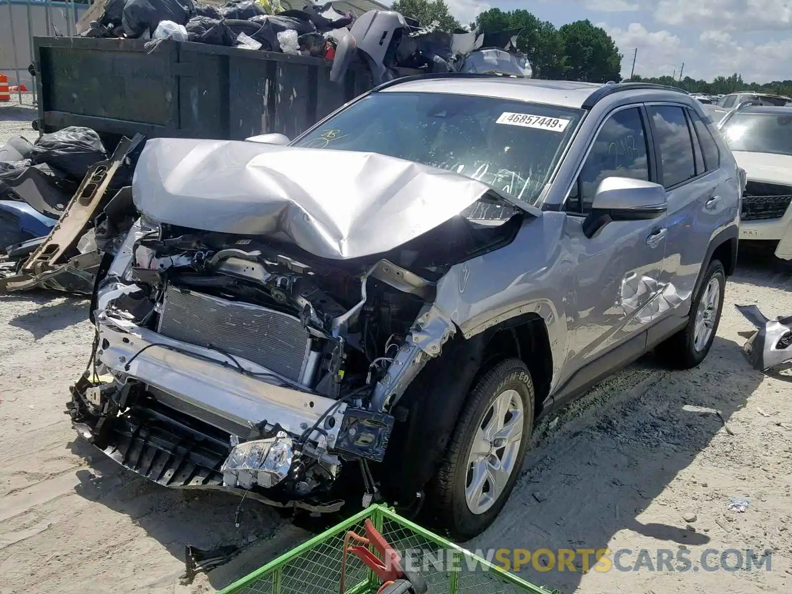 2 Фотография поврежденного автомобиля 2T3W1RFV3KC008592 TOYOTA RAV4 XLE 2019
