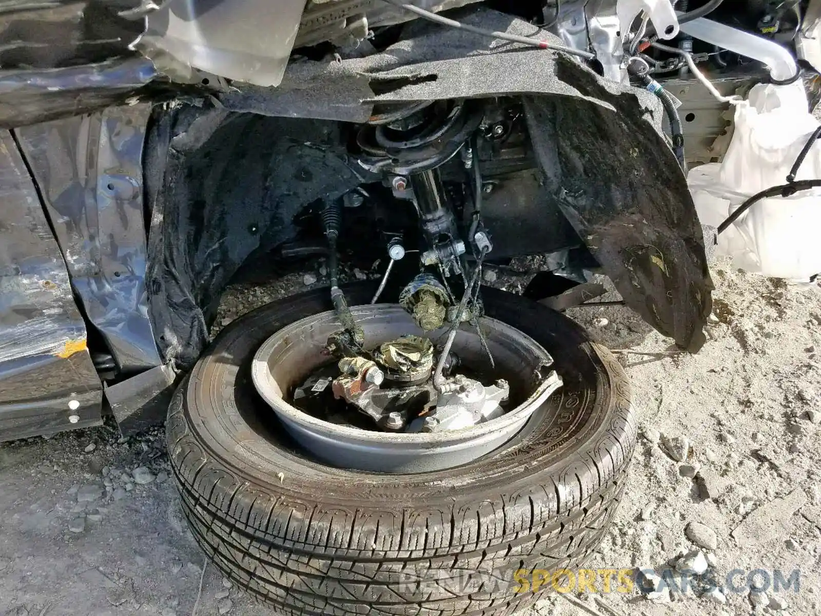9 Photograph of a damaged car JTMW1RFV0KD502436 TOYOTA RAV4 XLE 2019