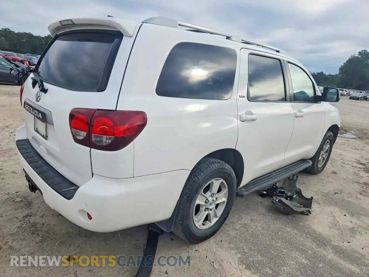 3 Photograph of a damaged car 5TDAY5A16MS075371 TOYOTA SEQUOIA 2021