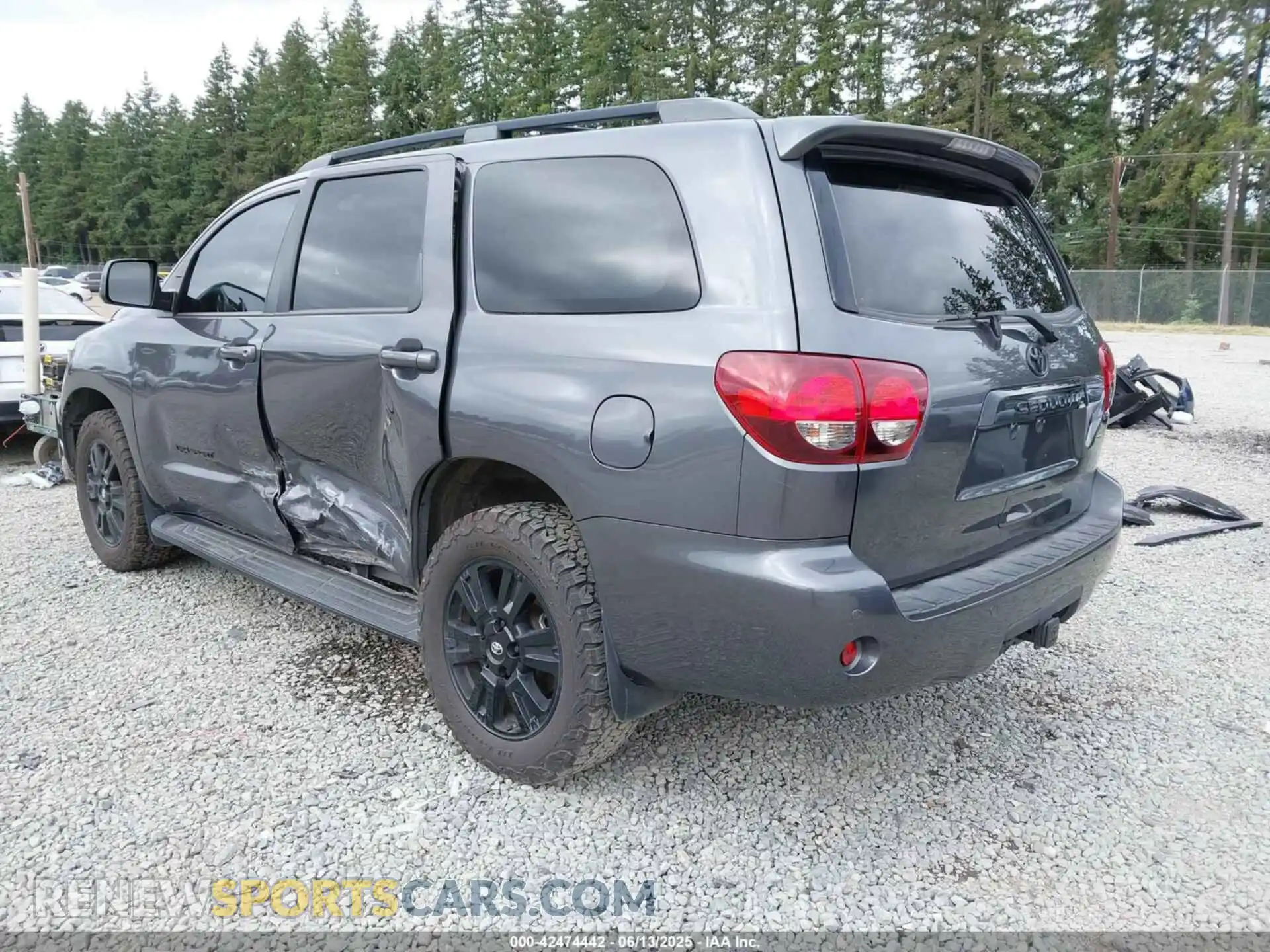 3 Photograph of a damaged car 5TDCY5B11MS182870 TOYOTA SEQUOIA 2021