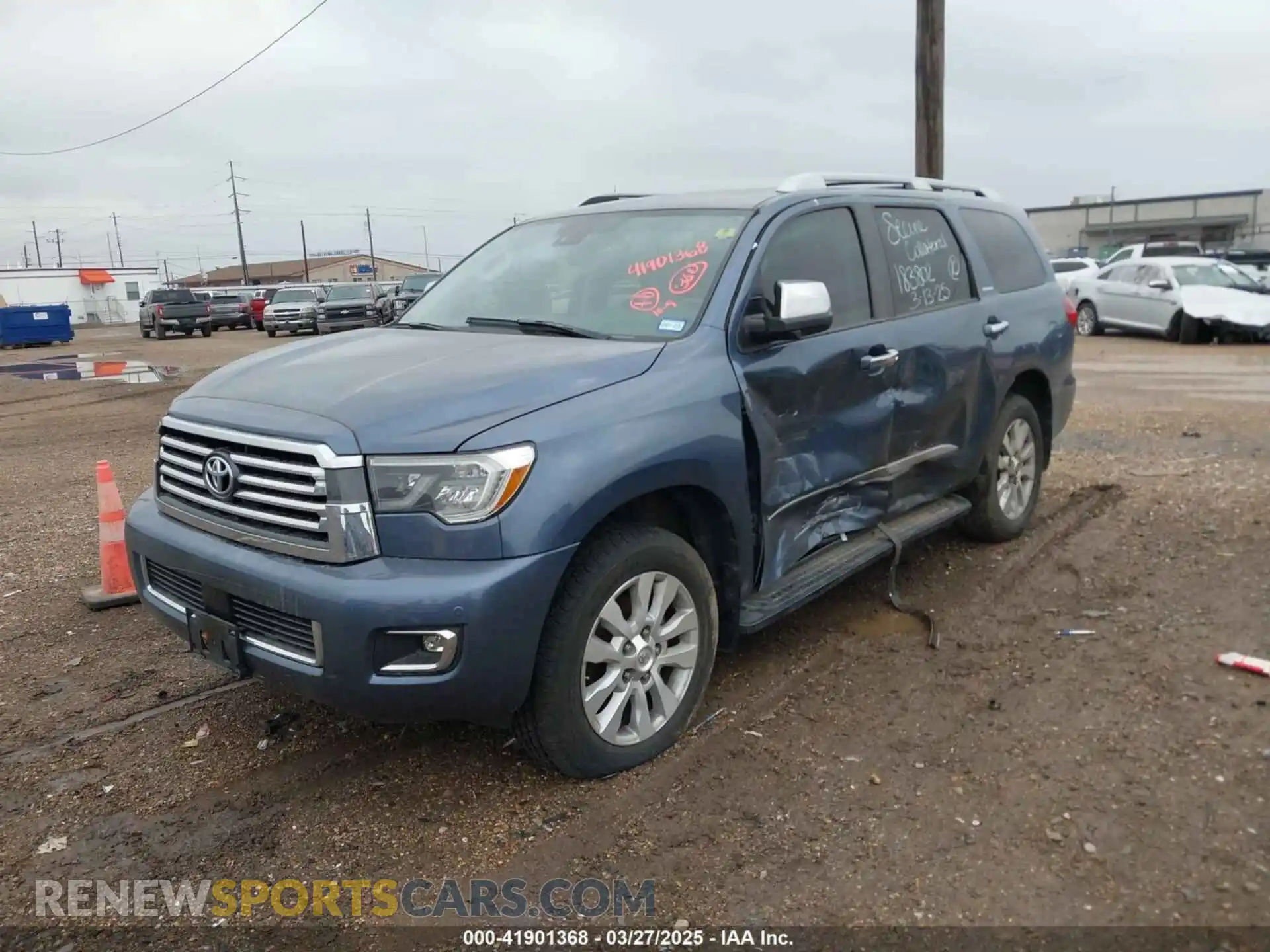 2 Photograph of a damaged car 5TDGY5B19MS183802 TOYOTA SEQUOIA 2021
