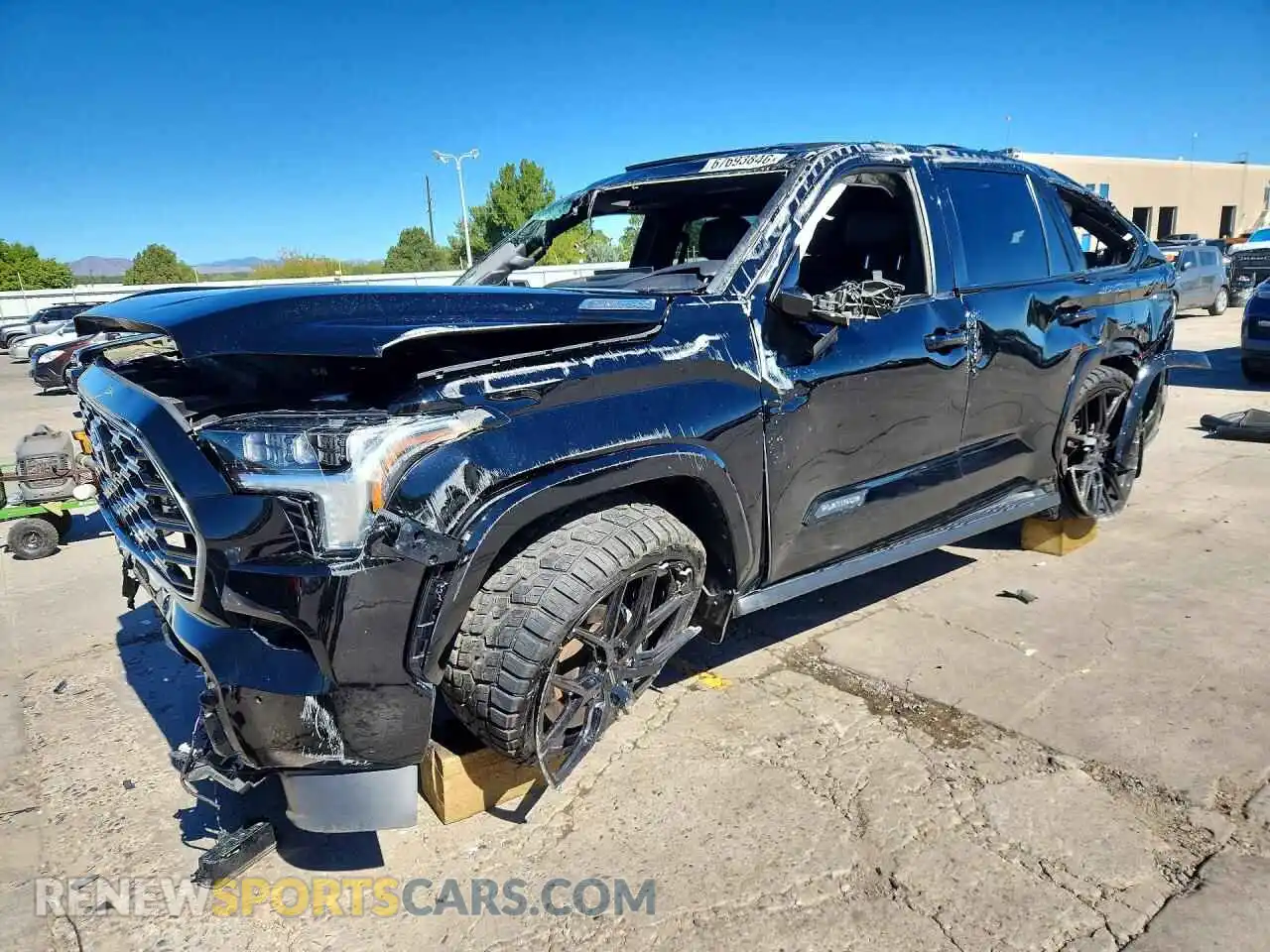 1 Photograph of a damaged car 7SVAAABA9PX006979 TOYOTA SEQUOIA 2023