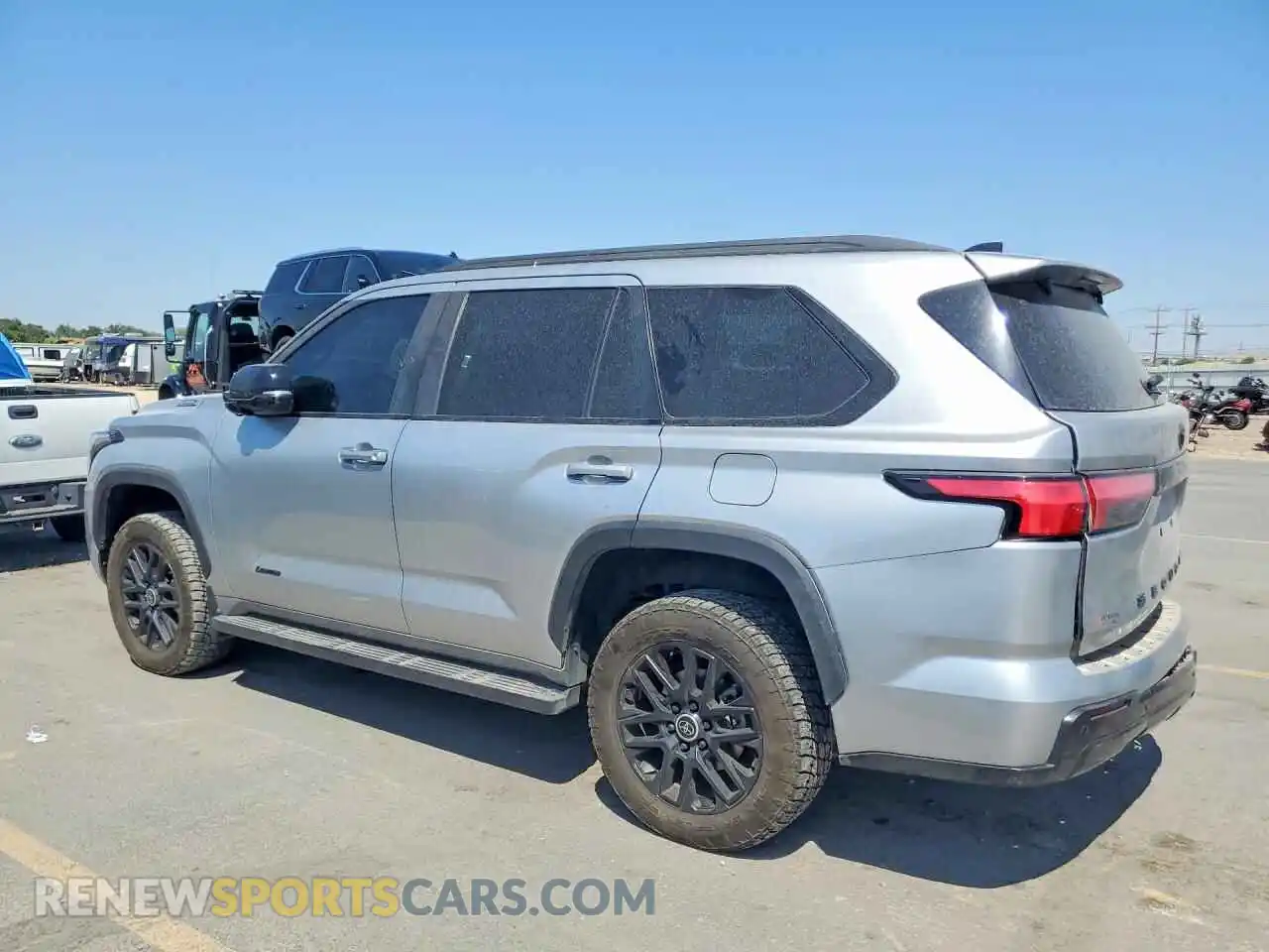 2 Фотография поврежденного автомобиля 7SVAAABA5RX021482 TOYOTA SEQUOIA 2024
