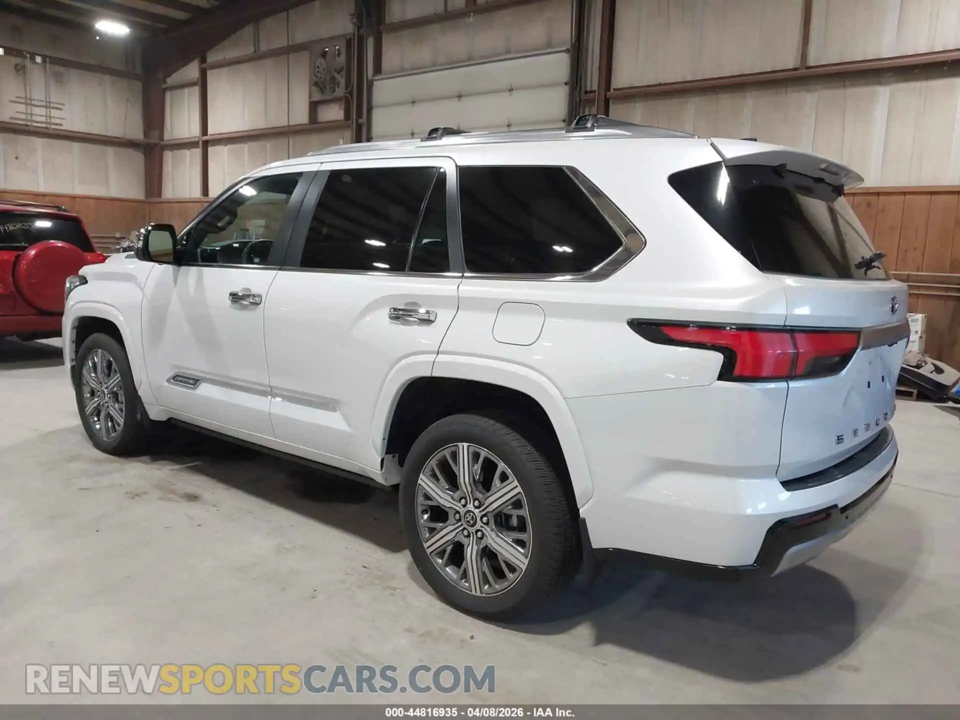 3 fotografías del automóvil dañado 7SVAAABA8RX035182 TOYOTA SEQUOIA 2024