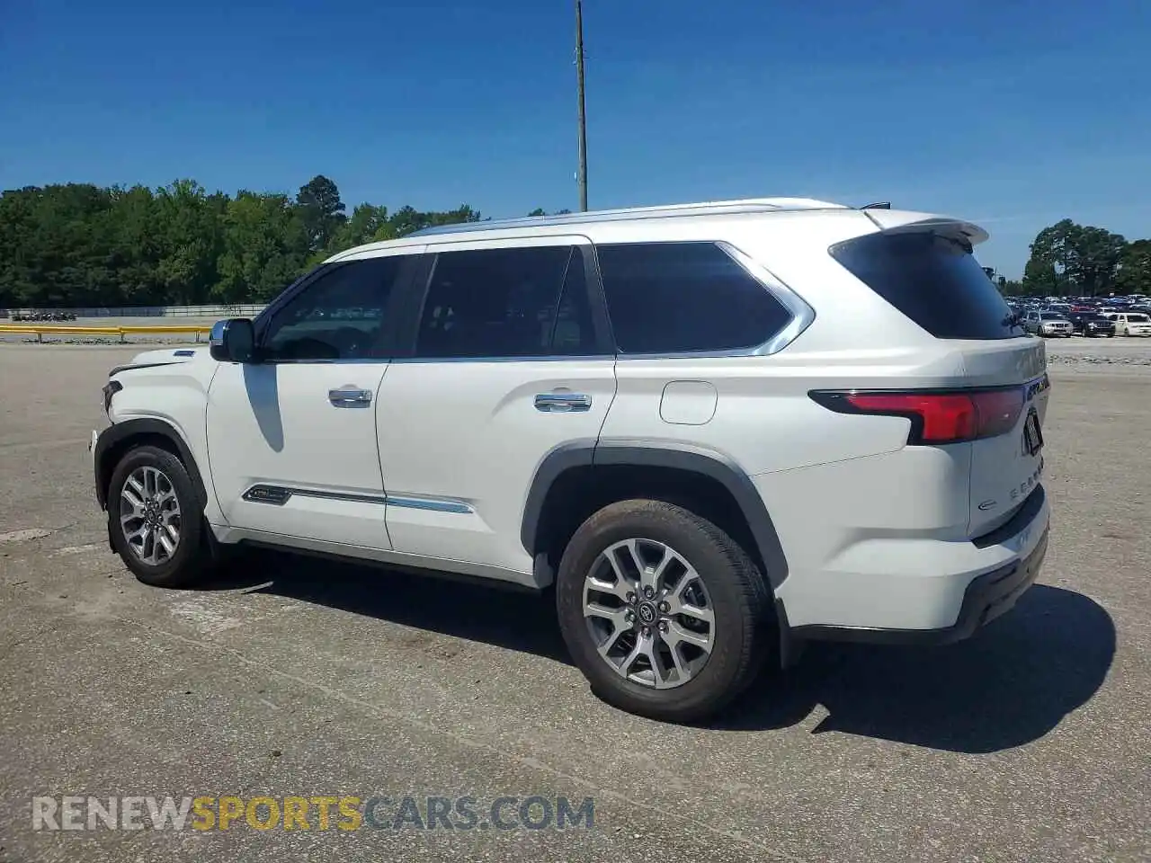 2 Photograph of a damaged car 7SVAAABA8SX071413 TOYOTA SEQUOIA 2025