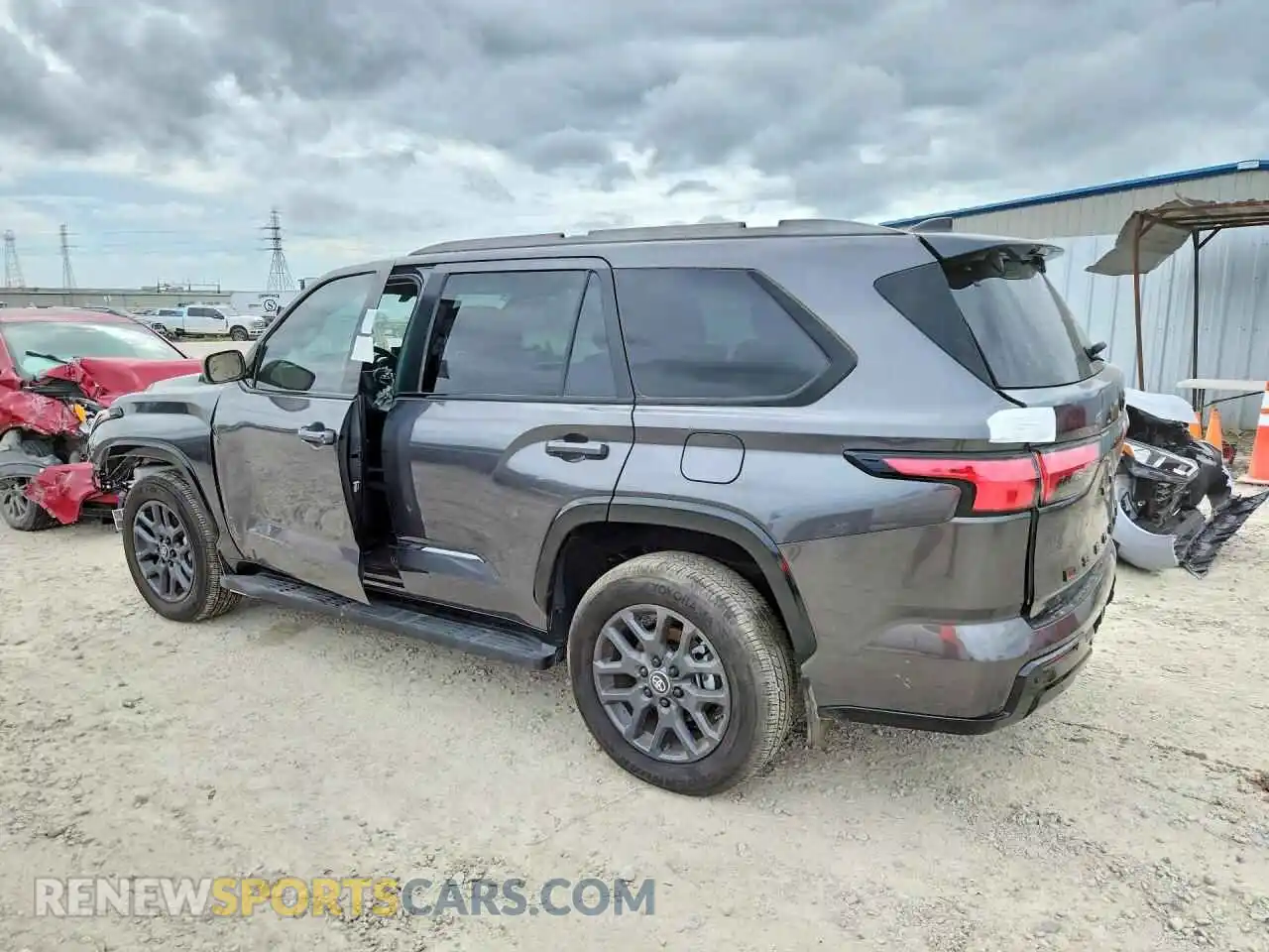 2 Photograph of a damaged car 7SVAAABA7TX077138 TOYOTA SEQUOIA 2026