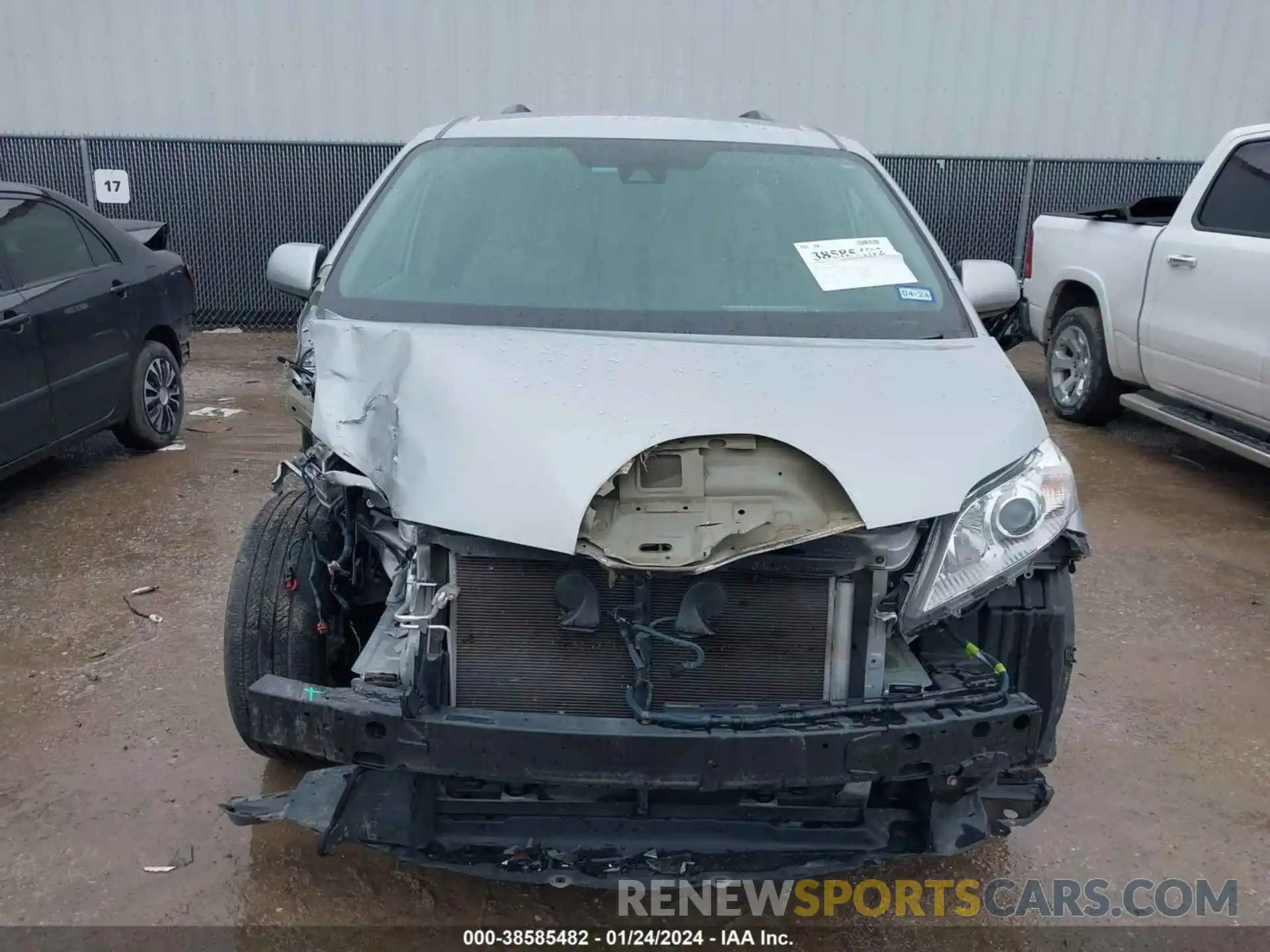 6 Photograph of a damaged car 5TDKZ3DC5KS012830 TOYOTA SIENNA 2019