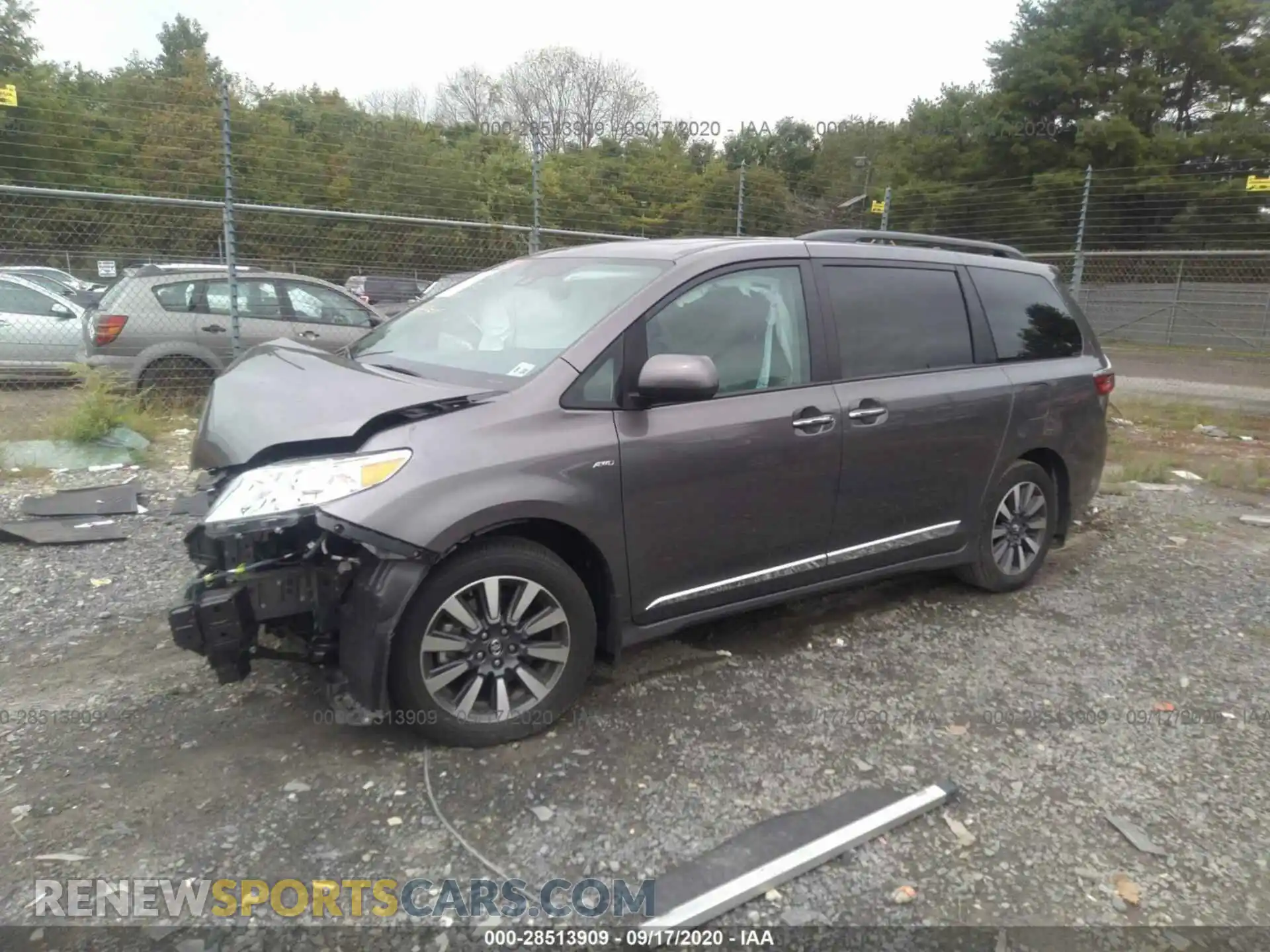 2 Photograph of a damaged car 5TDDZ3DC5LS236531 TOYOTA SIENNA 2020