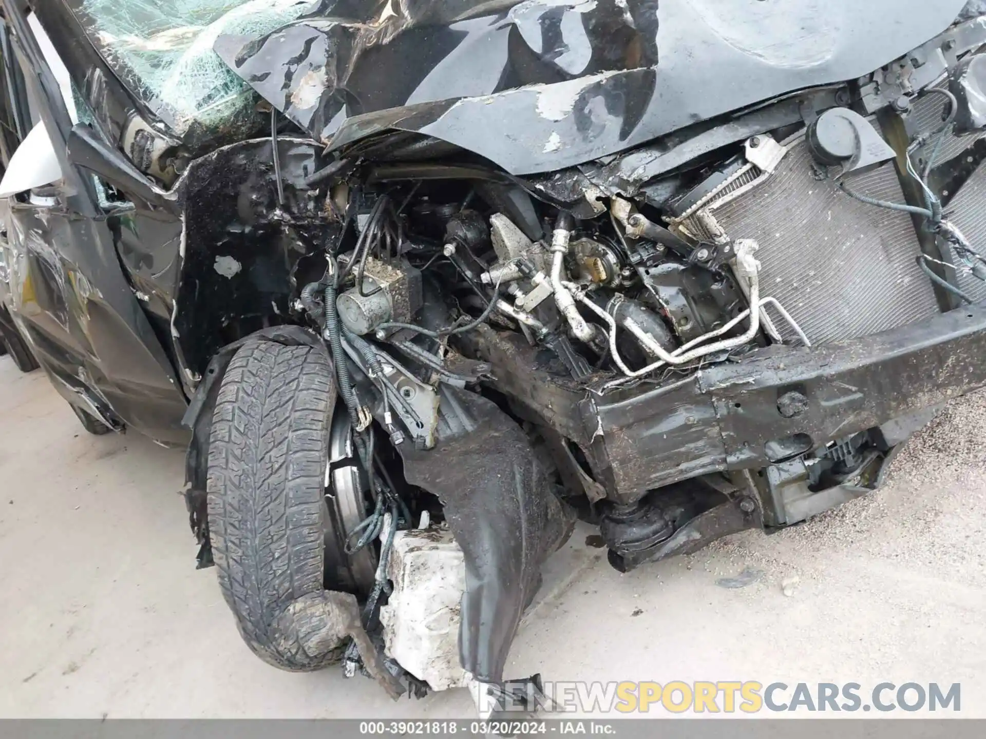 6 Photograph of a damaged car 5TDEZ3DC2LS234773 TOYOTA SIENNA 2020