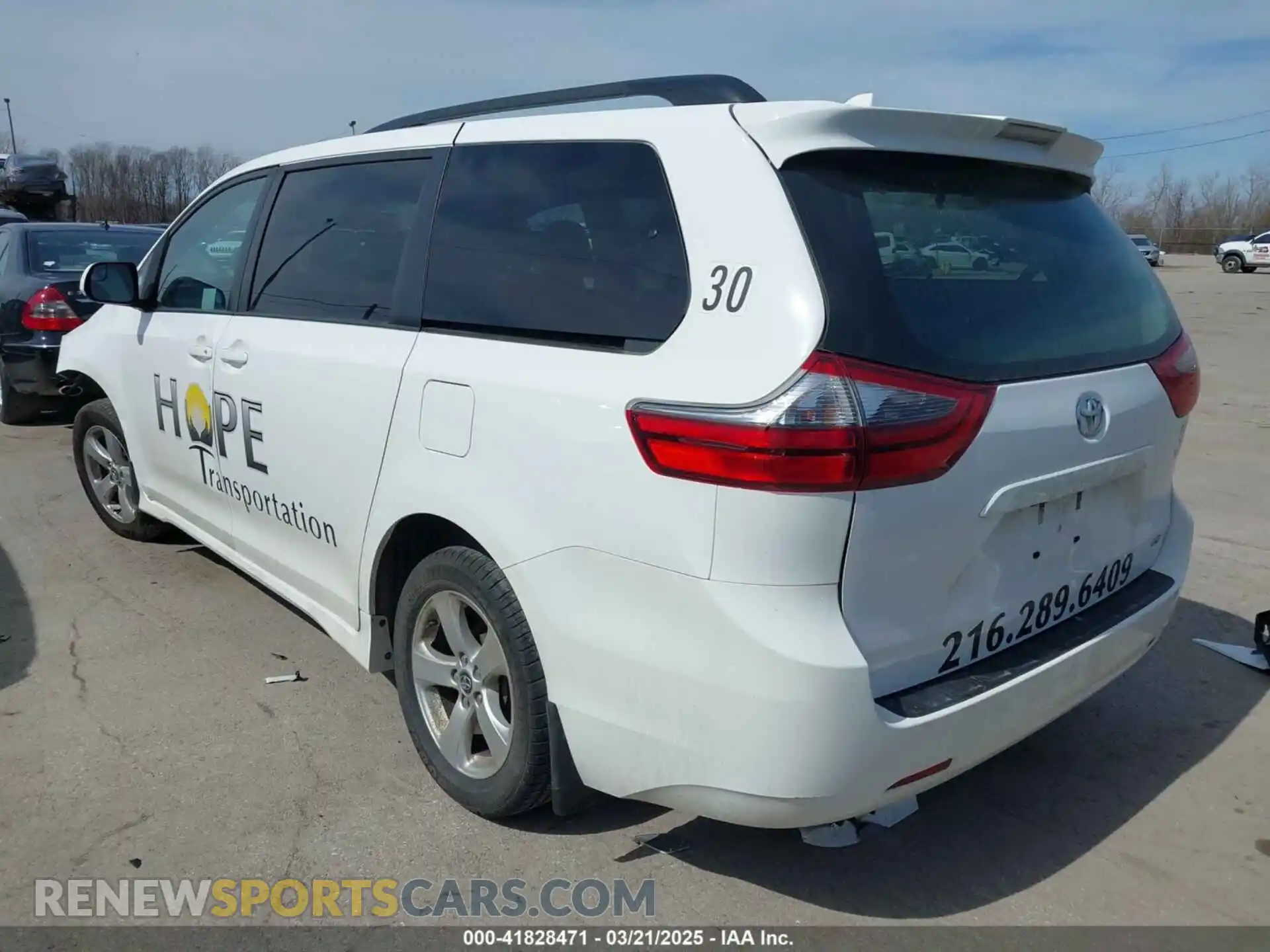 3 Photograph of a damaged car 5TDKZ3DC2LS024290 TOYOTA SIENNA 2020