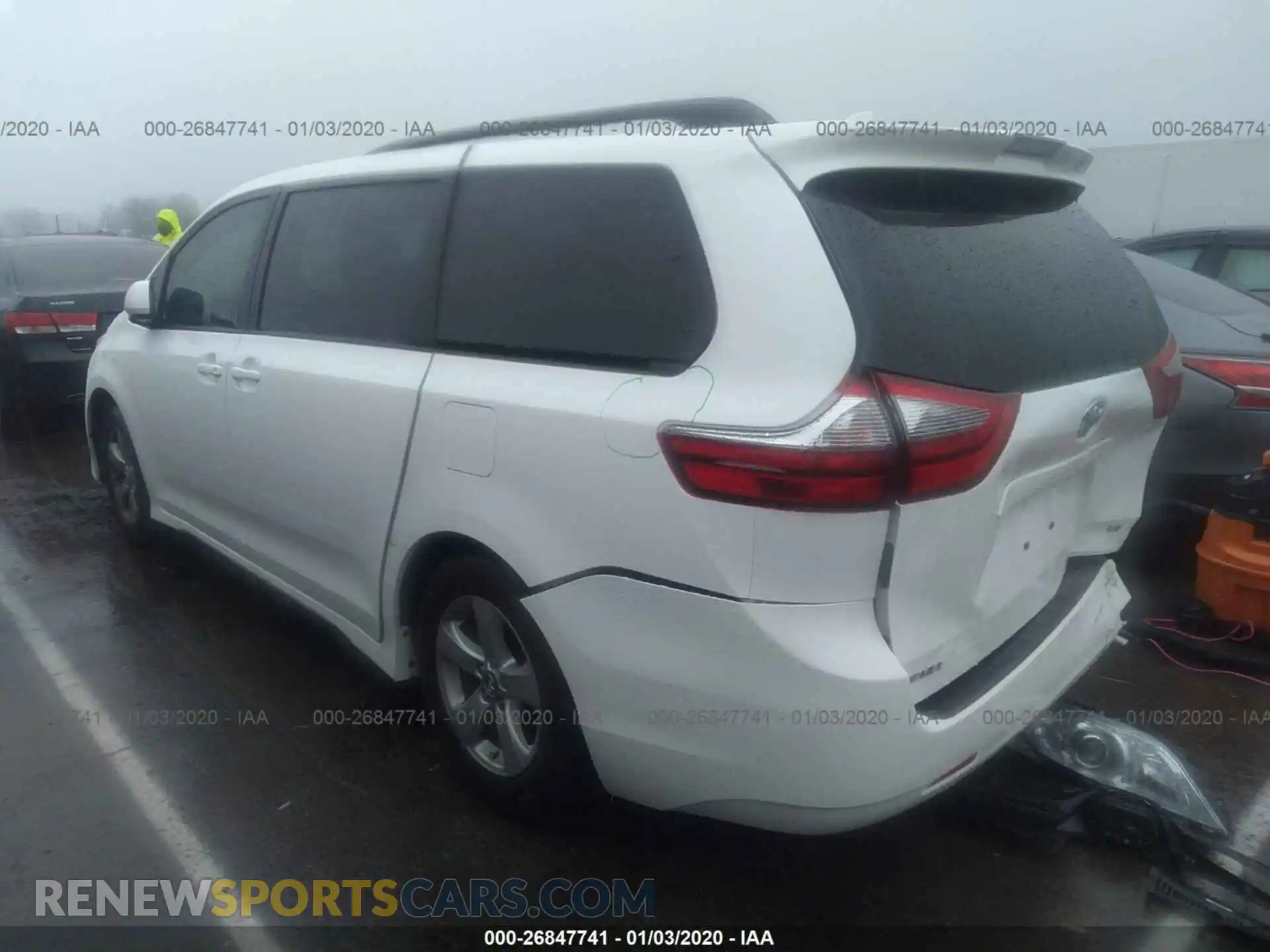 3 Photograph of a damaged car 5TDKZ3DC2LS045477 TOYOTA SIENNA 2020