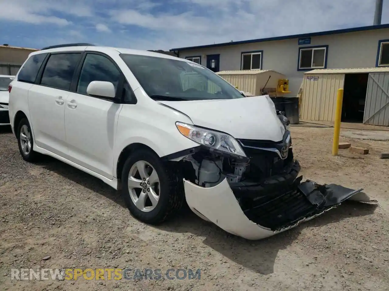 1 Photograph of a damaged car 5TDKZ3DC2LS054163 TOYOTA SIENNA 2020