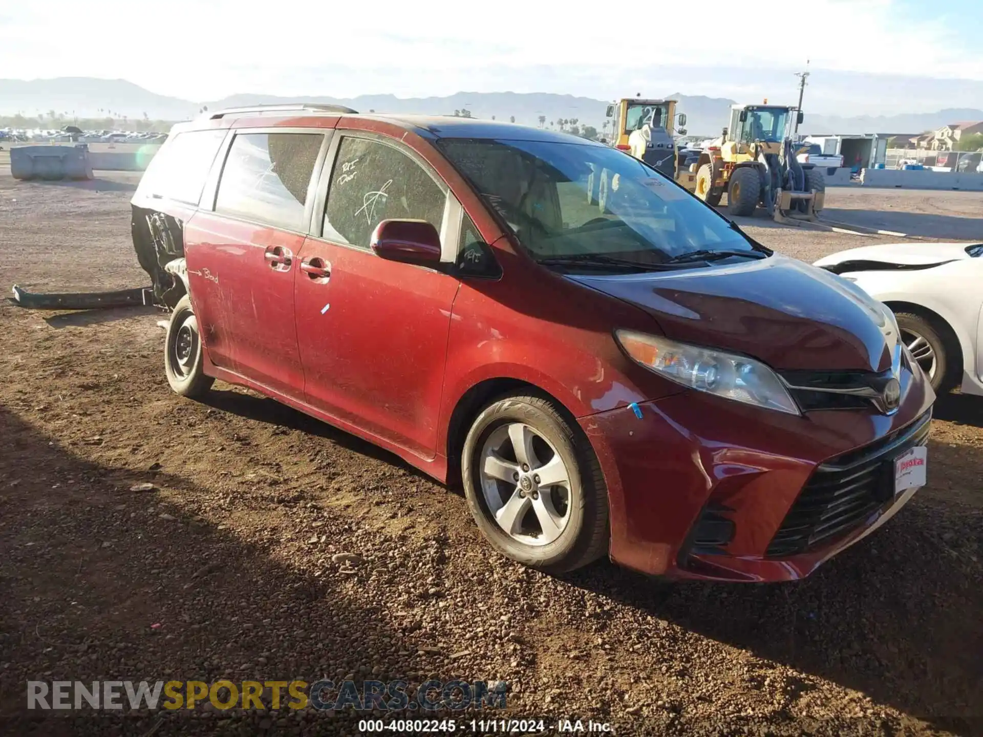 1 Photograph of a damaged car 5TDKZ3DC4LS064130 TOYOTA SIENNA 2020