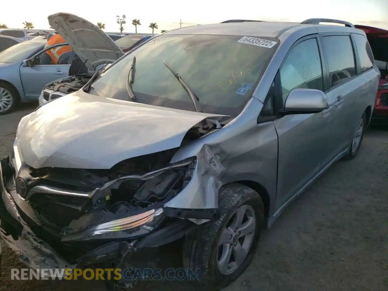 2 Photograph of a damaged car 5TDKZ3DC7LS061383 TOYOTA SIENNA 2020