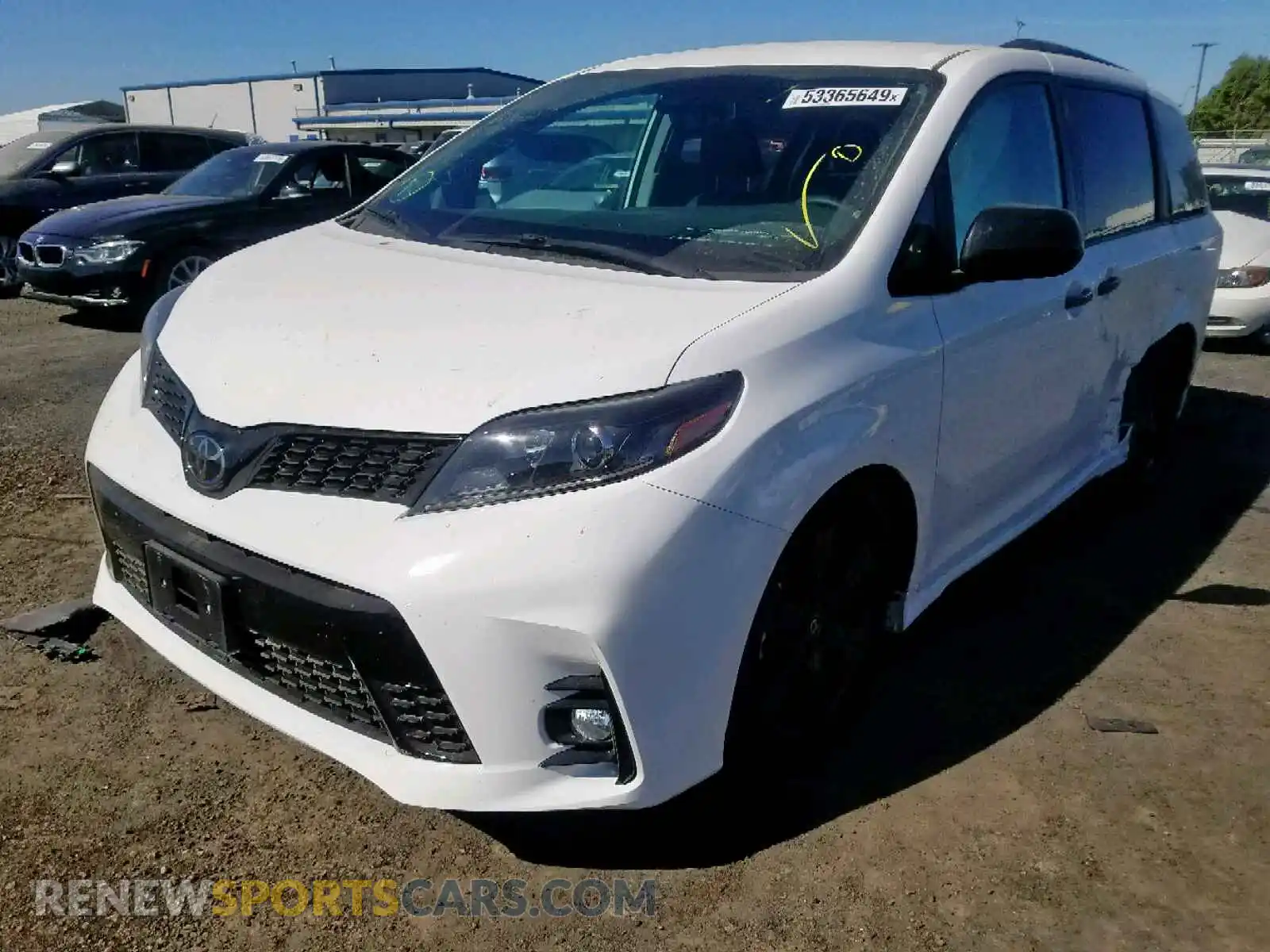 2 Photograph of a damaged car 5TDXZ3DC1LS028711 TOYOTA SIENNA 2020