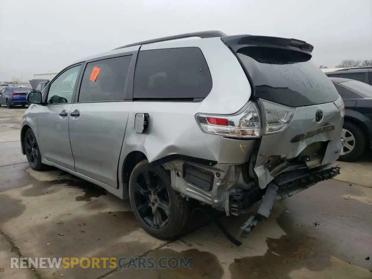 3 Photograph of a damaged car 5TDXZ3DC3LS053075 TOYOTA SIENNA 2020