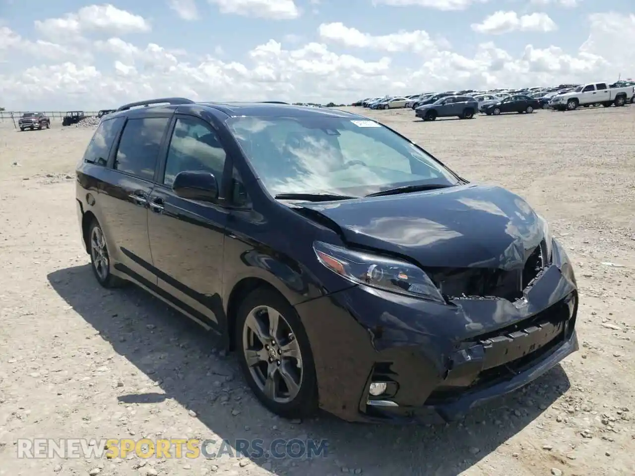 1 Photograph of a damaged car 5TDXZ3DC8LS076111 TOYOTA SIENNA 2020