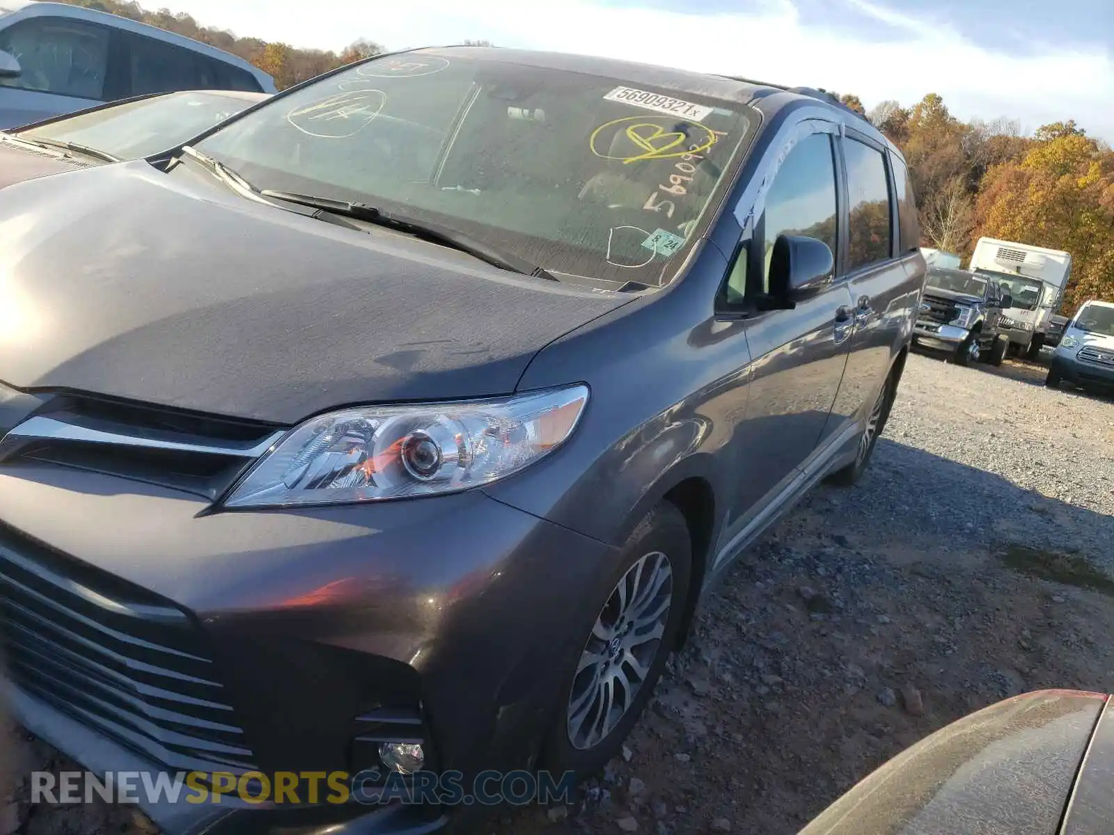 2 Photograph of a damaged car 5TDYZ3DC0LS037663 TOYOTA SIENNA 2020