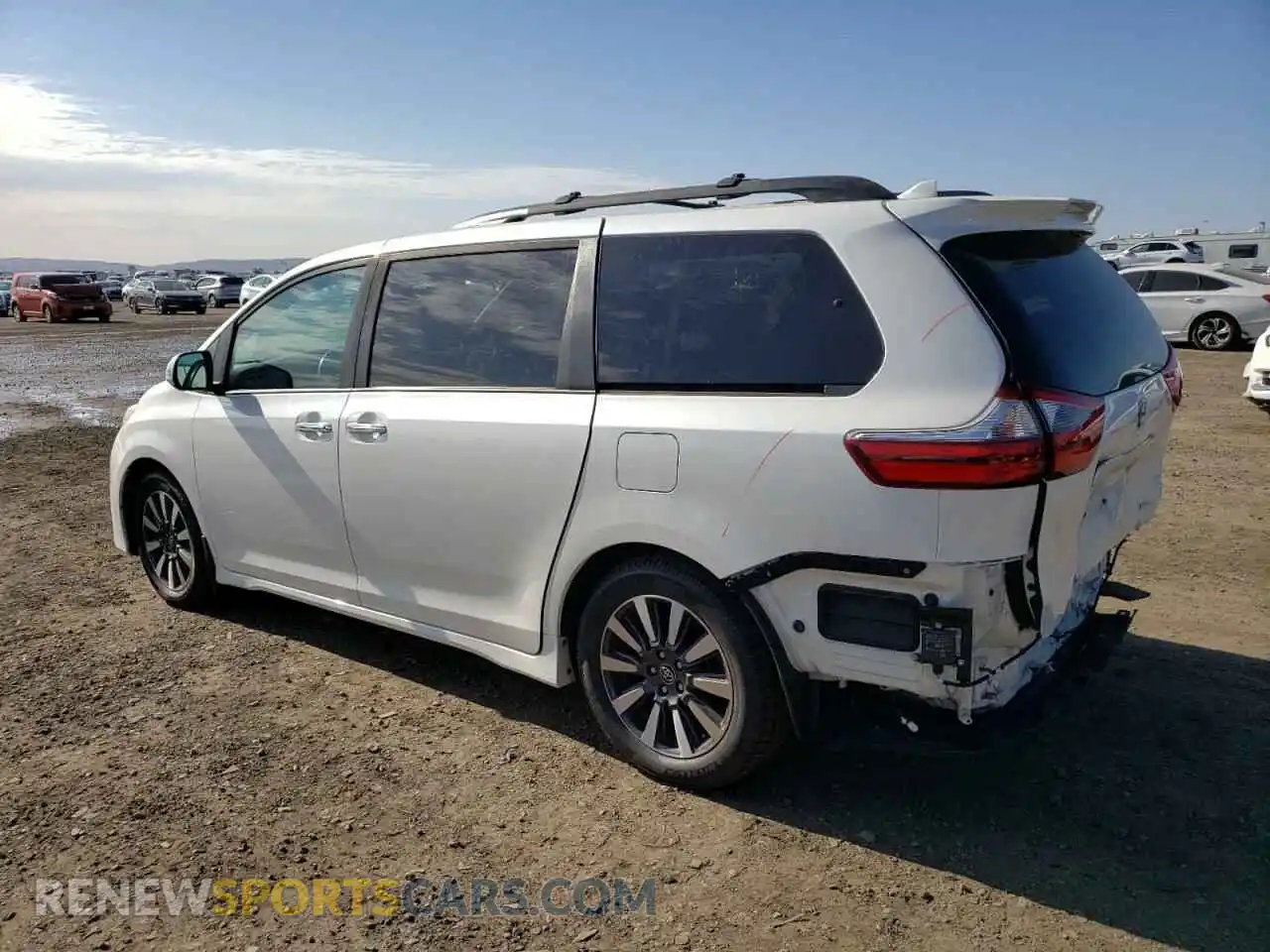 2 Photograph of a damaged car 5TDYZ3DC0LS047092 TOYOTA SIENNA 2020