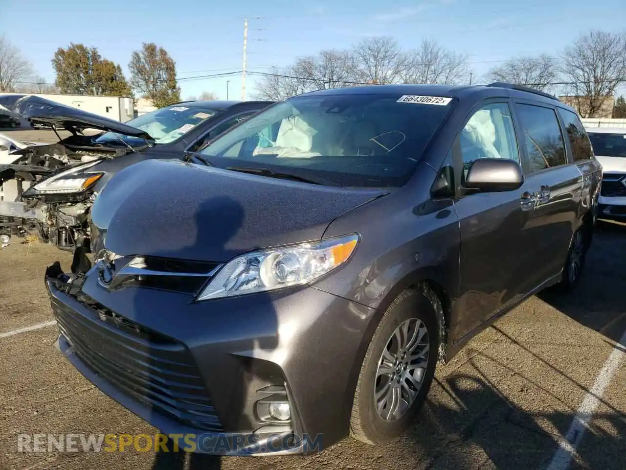 2 Photograph of a damaged car 5TDYZ3DC2LS052827 TOYOTA SIENNA 2020