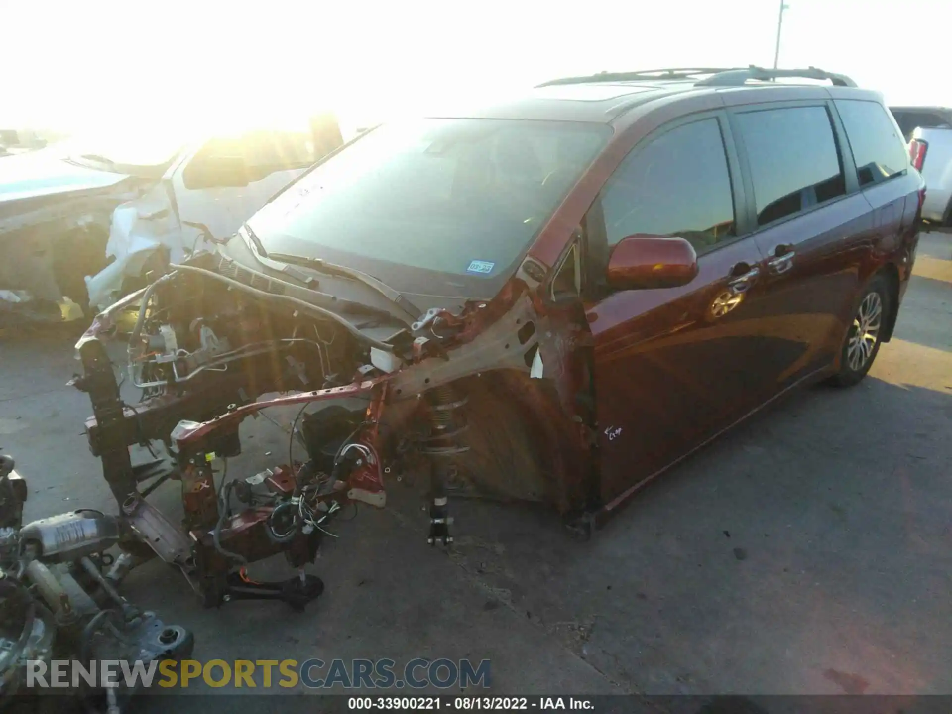 2 Photograph of a damaged car 5TDYZ3DC2LS062242 TOYOTA SIENNA 2020