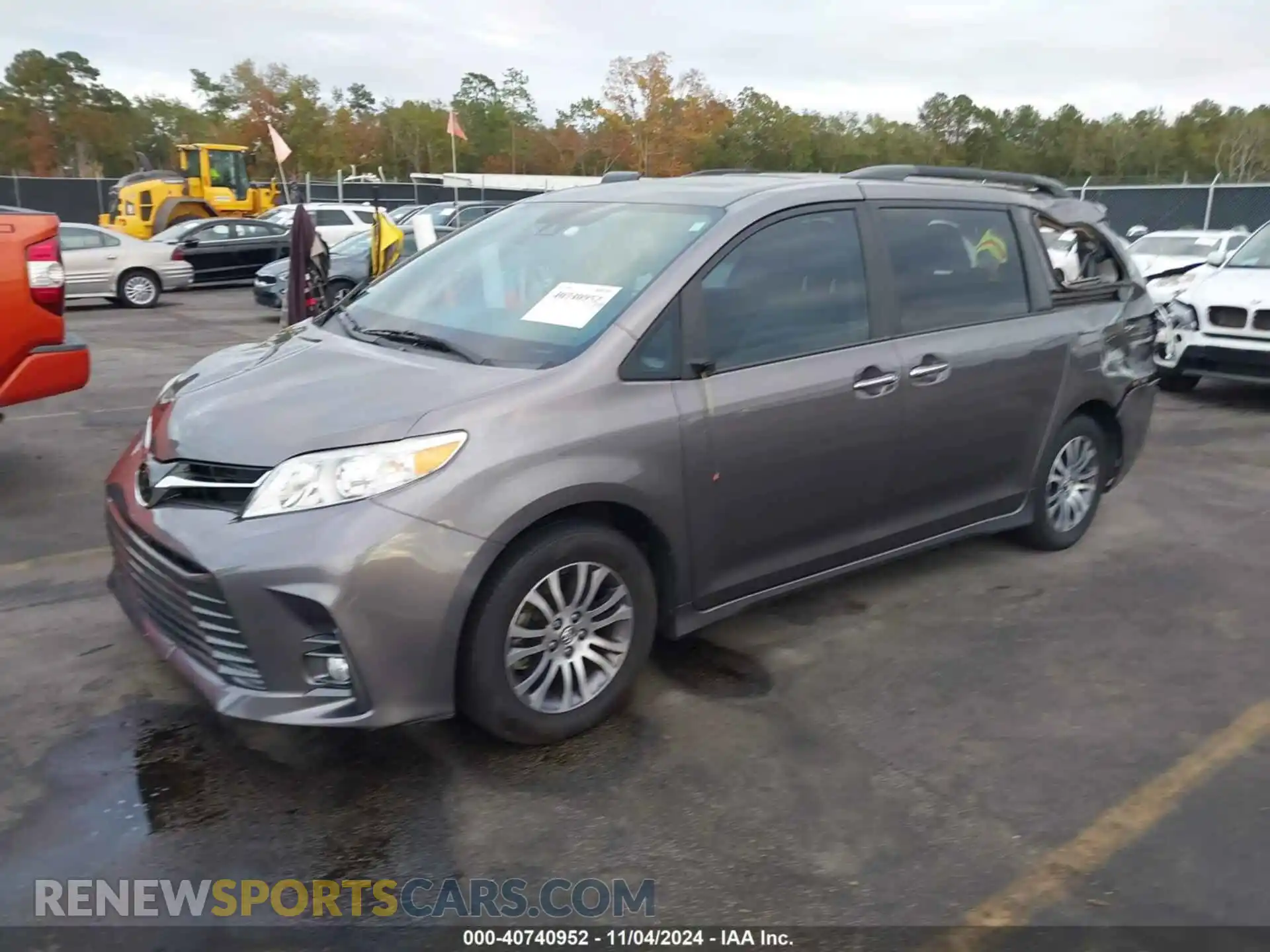 2 Photograph of a damaged car 5TDYZ3DC4LS029520 TOYOTA SIENNA 2020