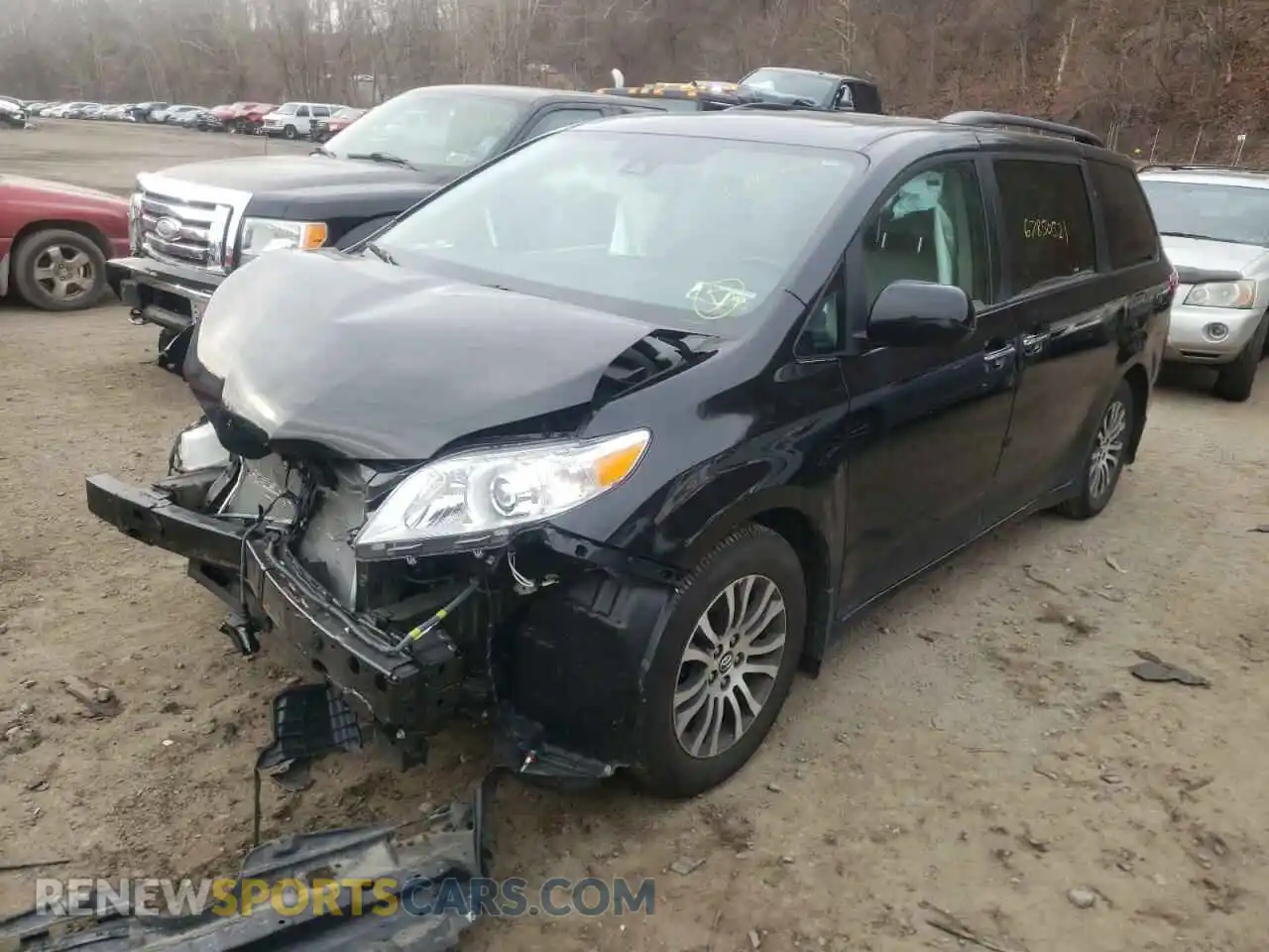 2 fotografías del automóvil dañado 5TDYZ3DC8LS035191 TOYOTA SIENNA 2020