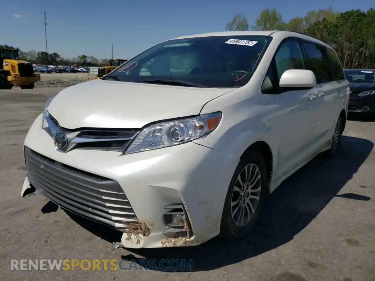 2 Photograph of a damaged car 5TDYZ3DC8LS061340 TOYOTA SIENNA 2020