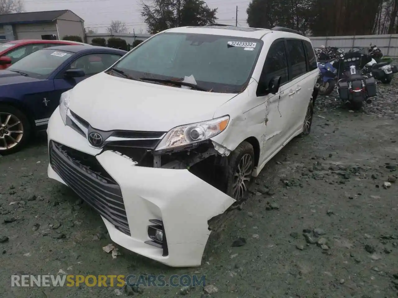 2 Photograph of a damaged car 5TDYZ3DCXLS034172 TOYOTA SIENNA 2020