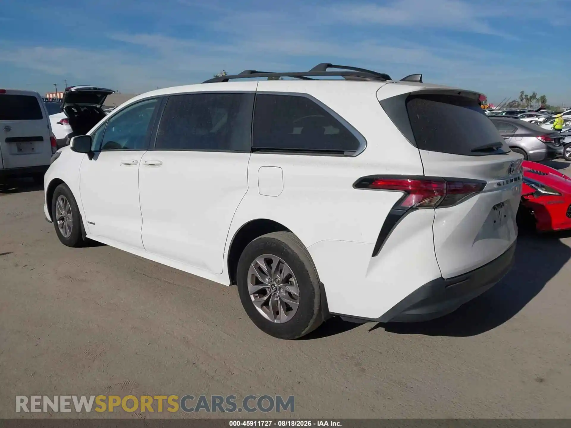 3 Photograph of a damaged car 5TDBRKEC4MS073310 TOYOTA SIENNA 2021