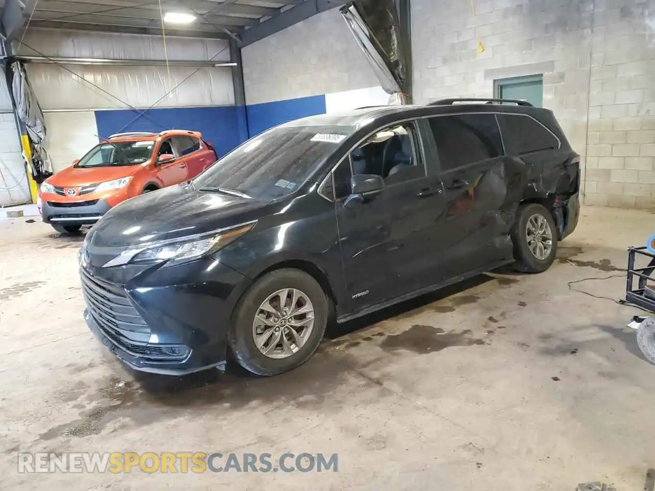 1 Фотография поврежденного автомобиля 5TDBRKEC6MS051146 TOYOTA SIENNA 2021