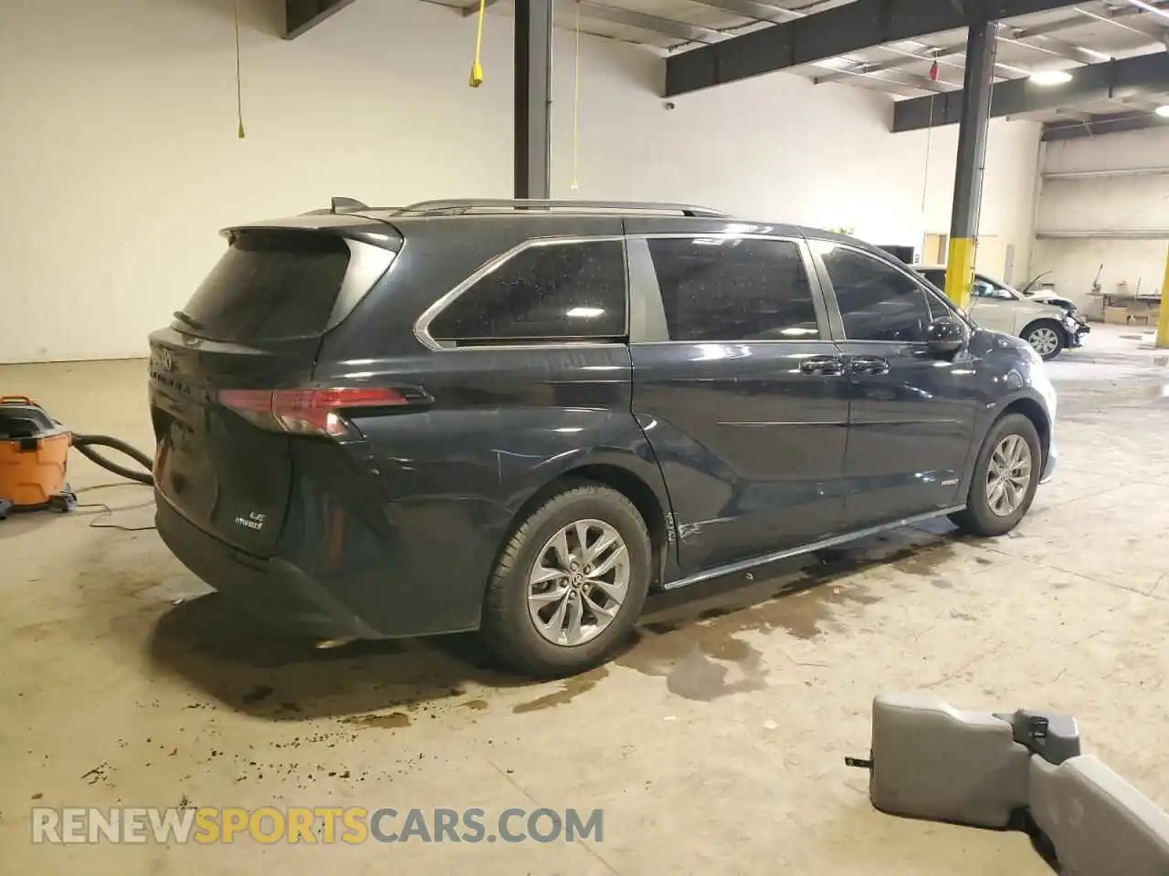 3 Фотография поврежденного автомобиля 5TDBRKEC6MS051146 TOYOTA SIENNA 2021