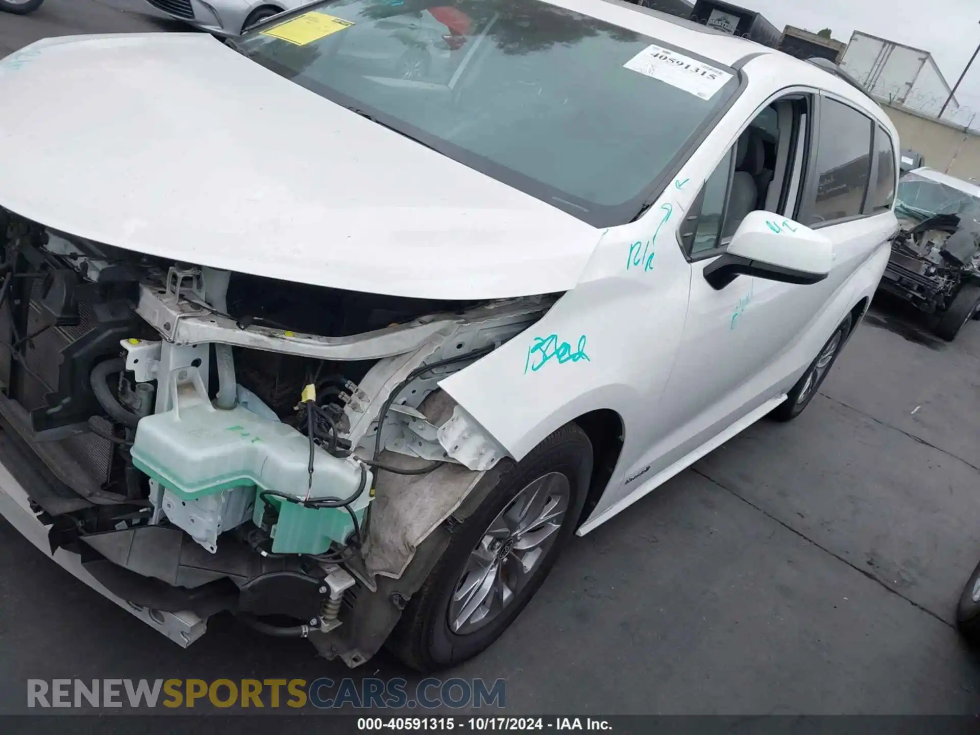 2 Photograph of a damaged car 5TDBRKEC7MS014509 TOYOTA SIENNA 2021
