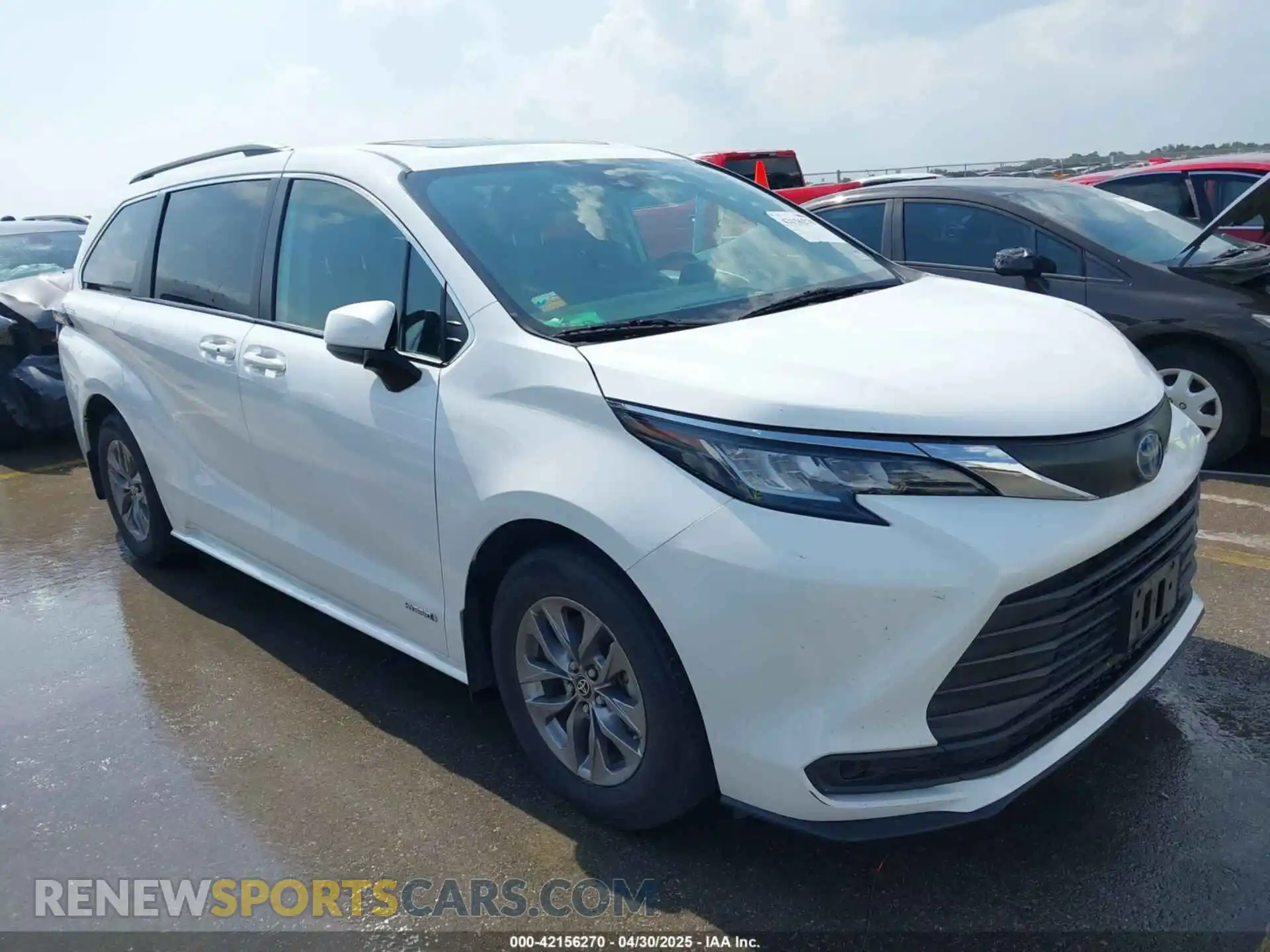 1 Photograph of a damaged car 5TDBRKEC8MS035577 TOYOTA SIENNA 2021