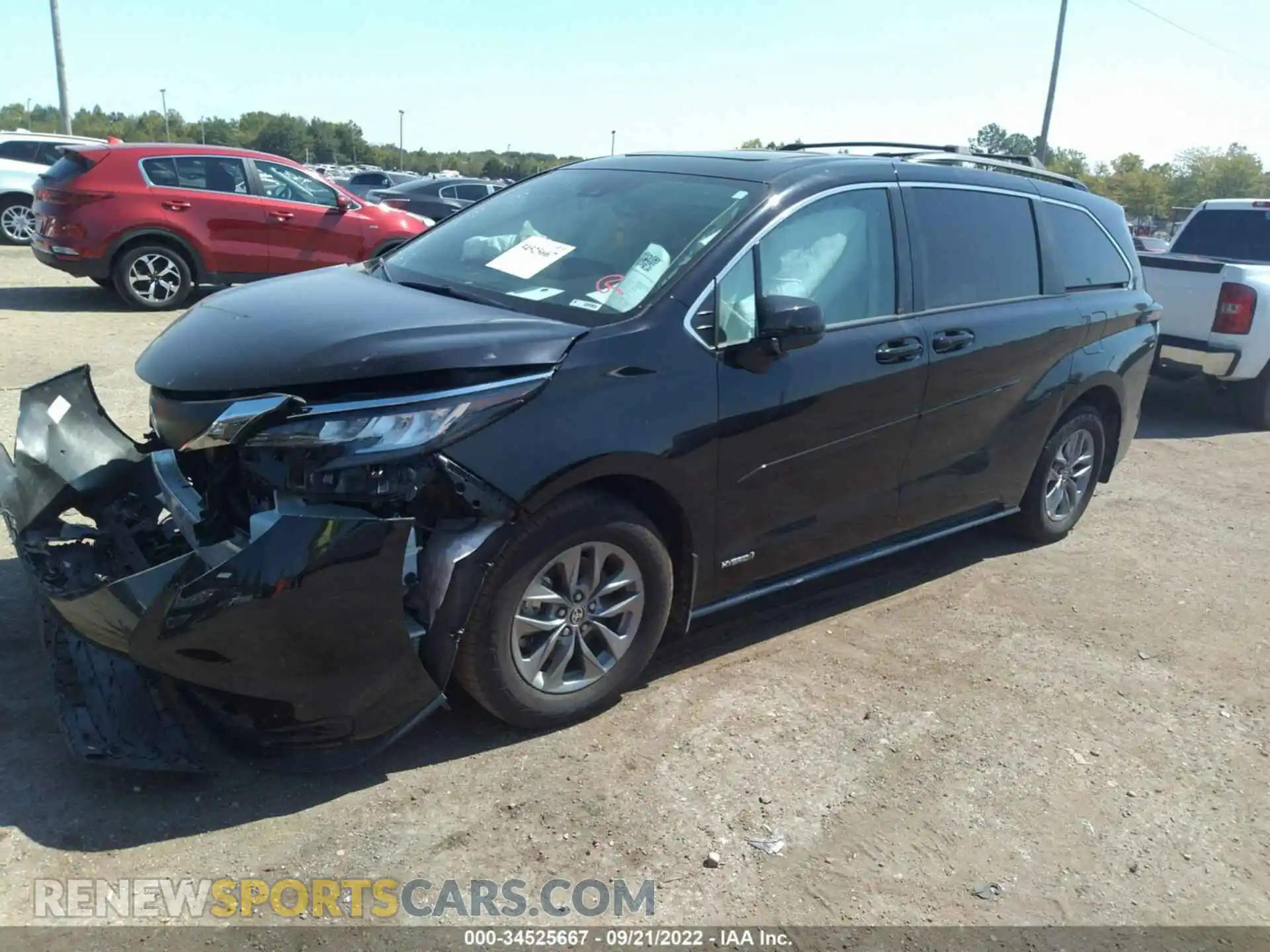 2 Photograph of a damaged car 5TDBSKFC5MS011398 TOYOTA SIENNA 2021