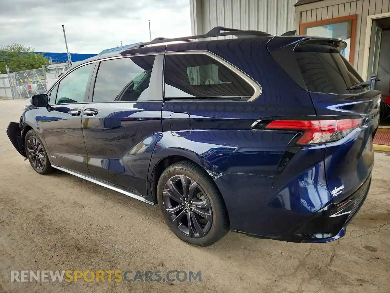 2 Фотография поврежденного автомобиля 5TDDRKEC5MS029843 TOYOTA SIENNA 2021