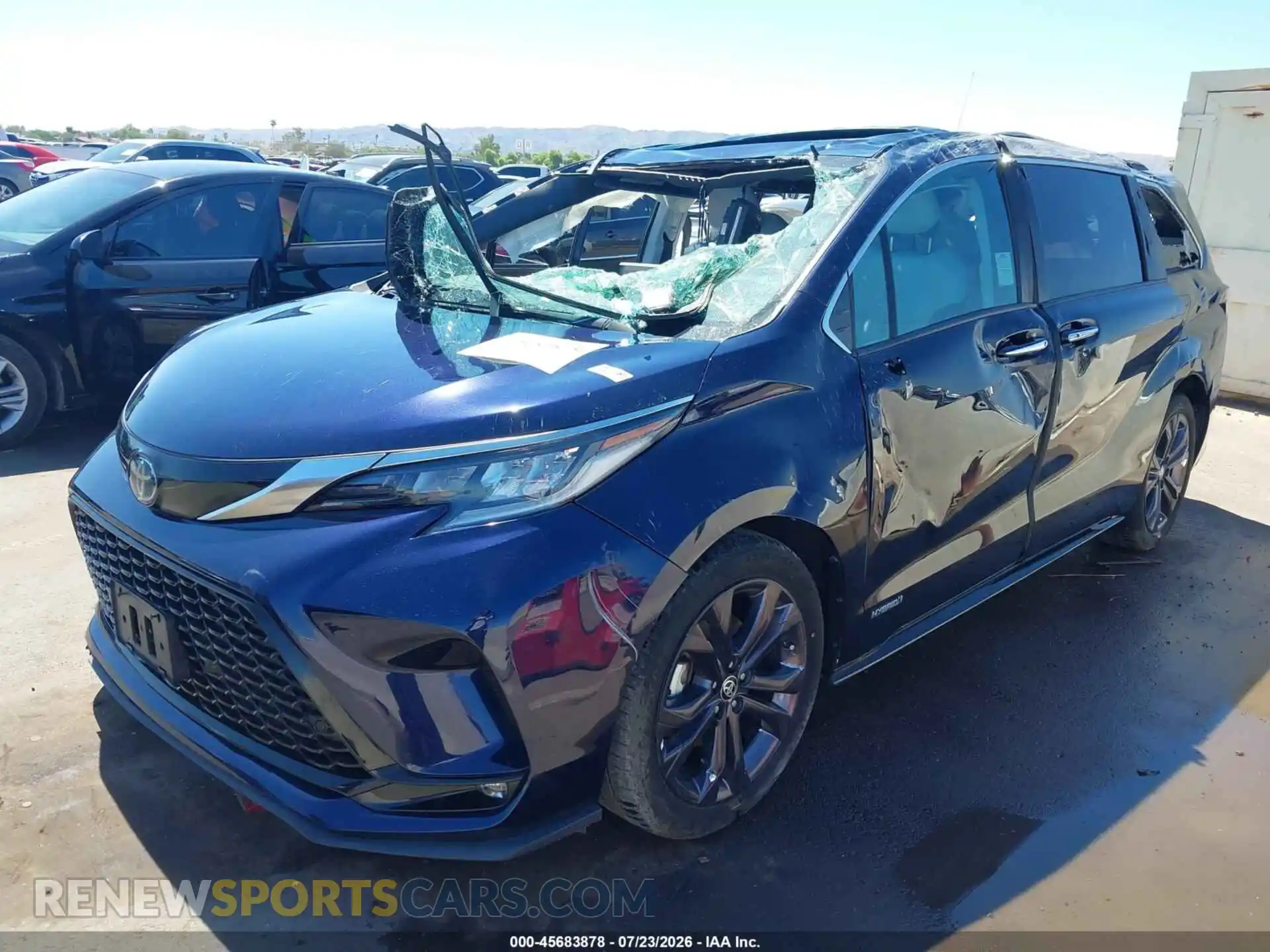 2 fotografías del automóvil dañado 5TDDRKEC6MS029463 TOYOTA SIENNA 2021