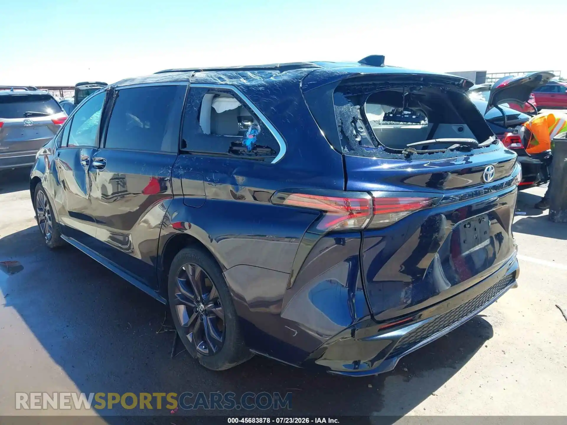 3 fotografías del automóvil dañado 5TDDRKEC6MS029463 TOYOTA SIENNA 2021