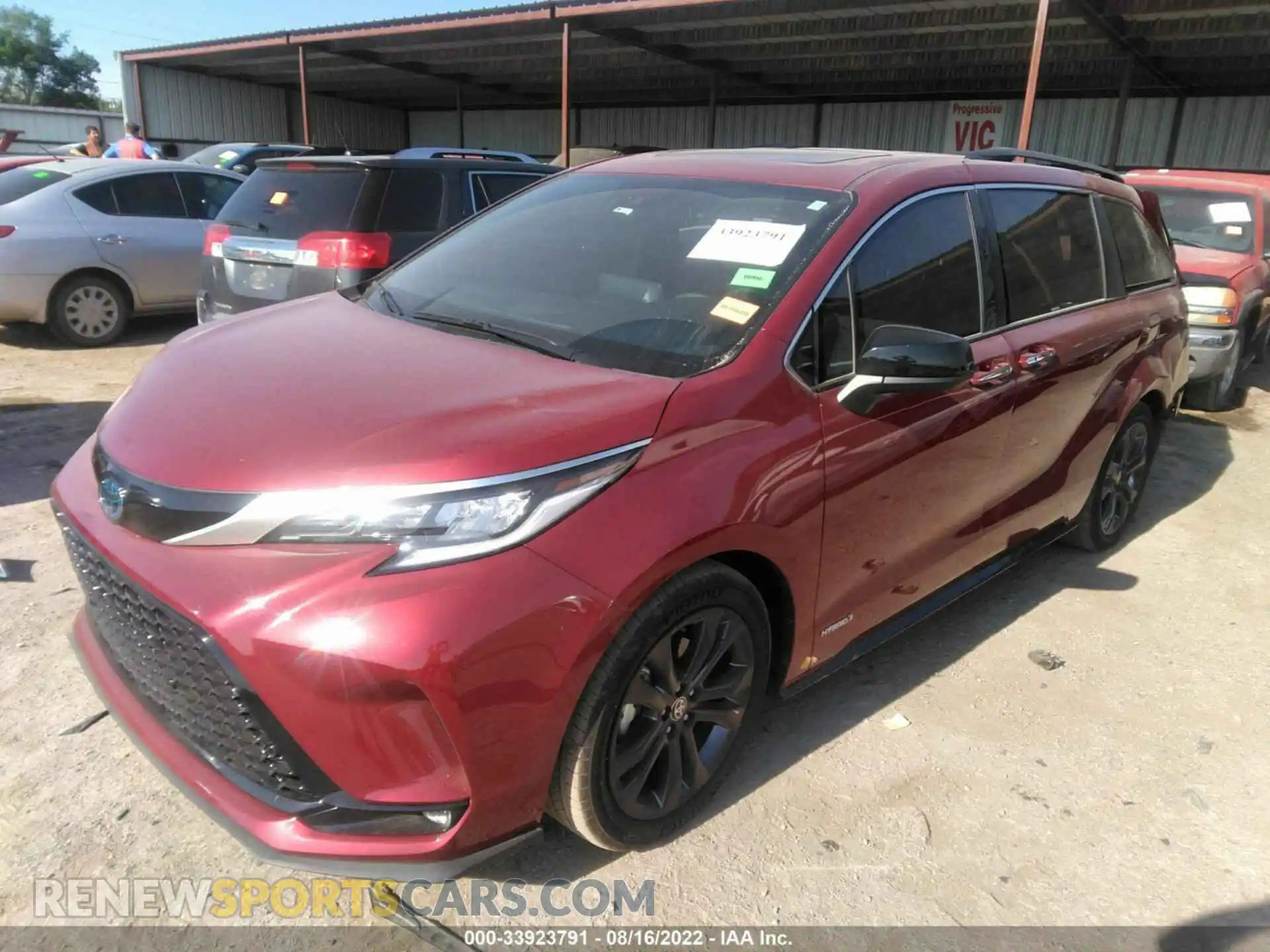2 Photograph of a damaged car 5TDDRKEC8MS039573 TOYOTA SIENNA 2021